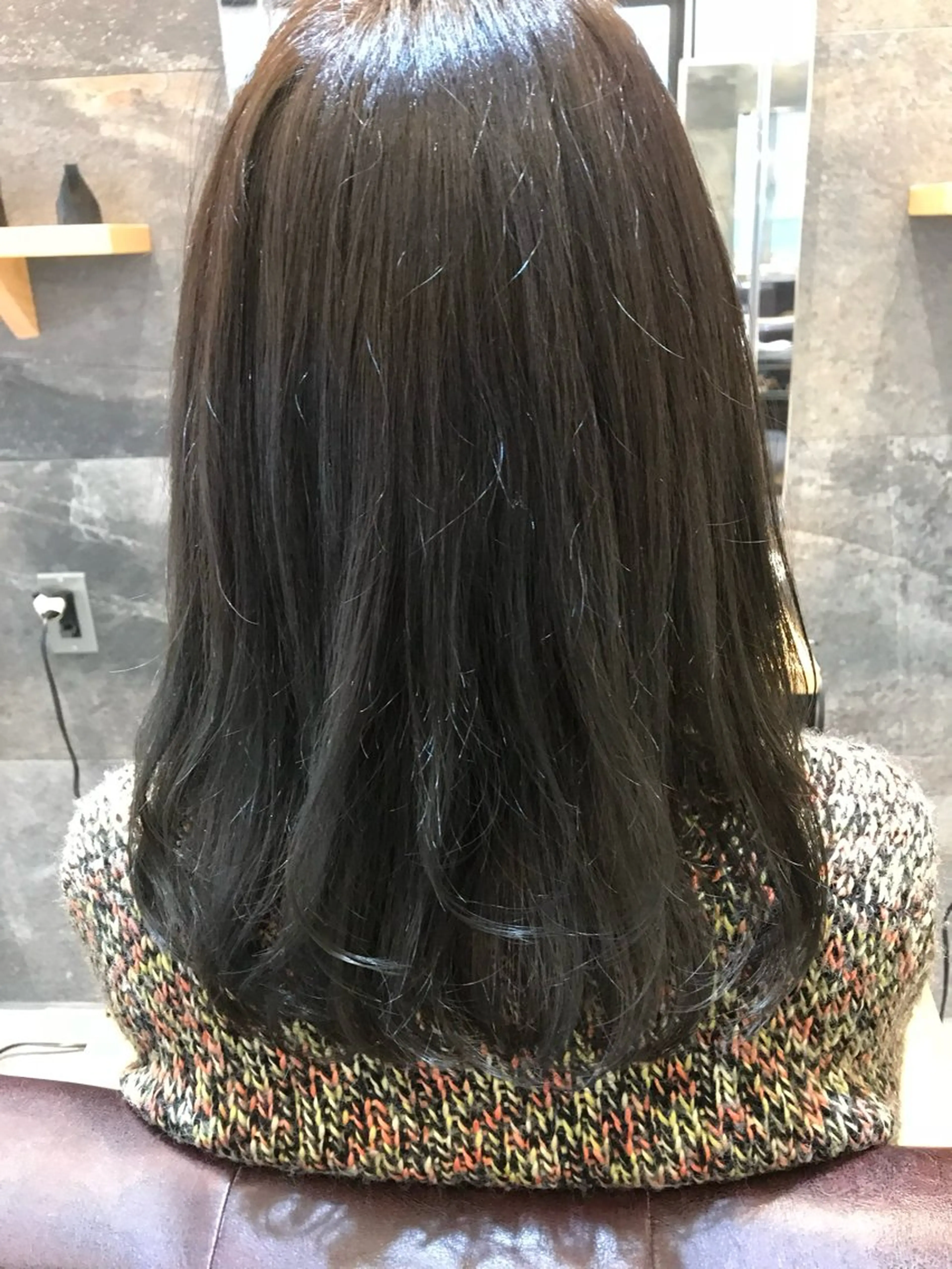 ミディアム カラー AUBE hair ales福岡平尾店所属・塚本 昂のヘアスタイル