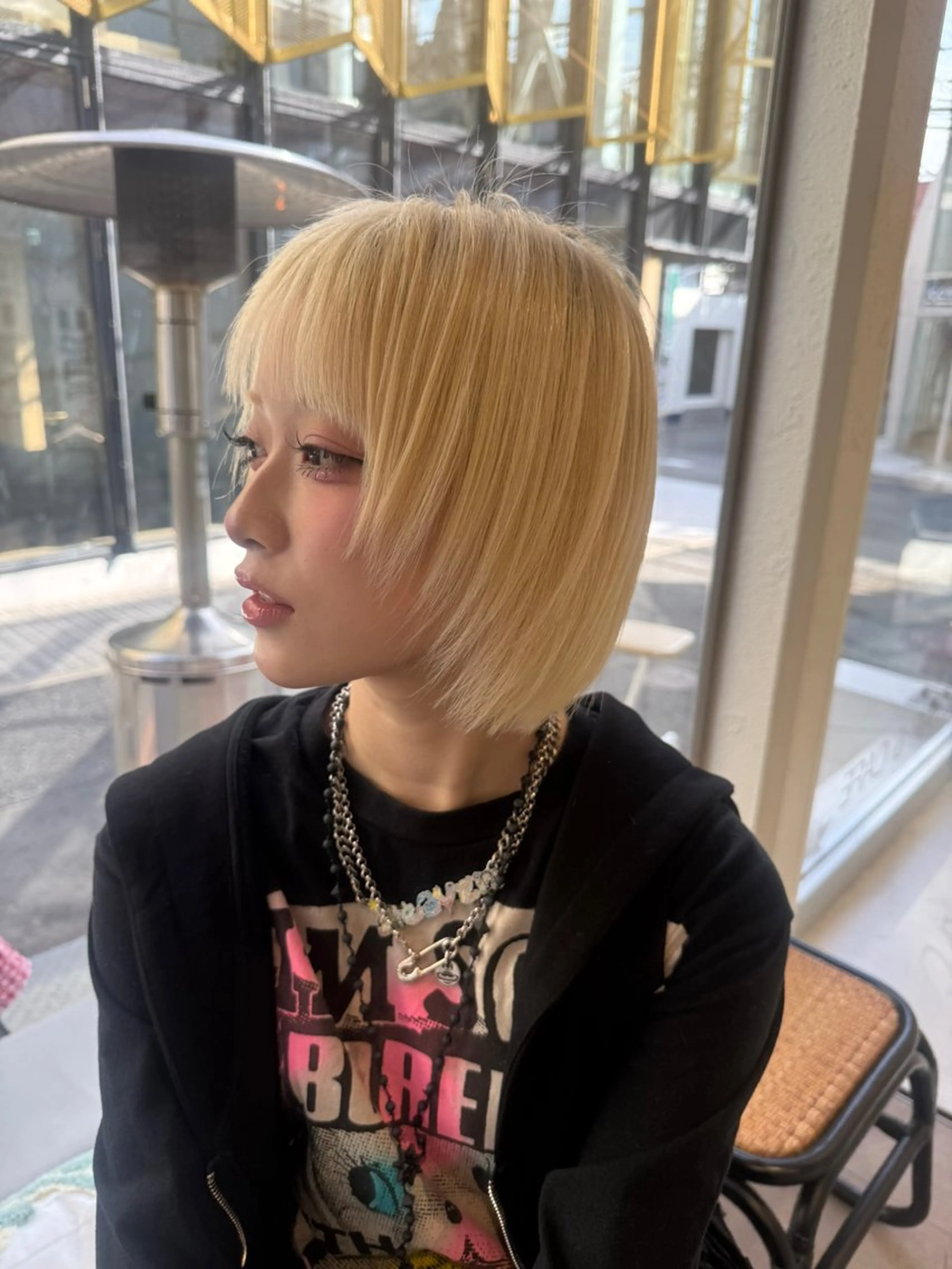 ショート カラー ブリーチ ブロンド ケアブリーチ 透明感カラー ハイトーンカラー カット ヘアカラー 💎透明感カラー特化 💎TAISEIのヘアスタイル