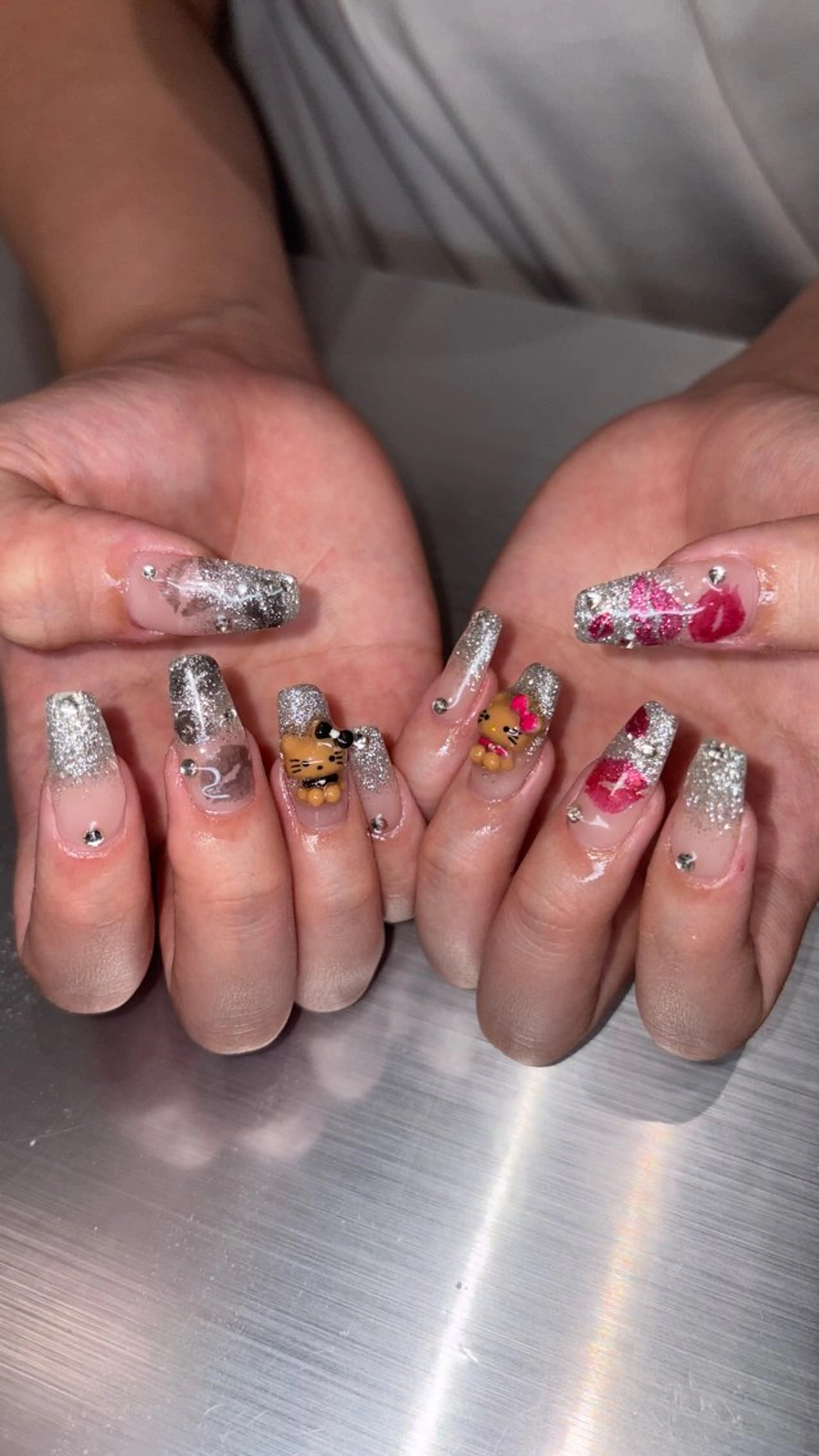 ネイル ハンドネイル 👽個性派ネイル🎀 komachiのマツエク・マツパデザイン