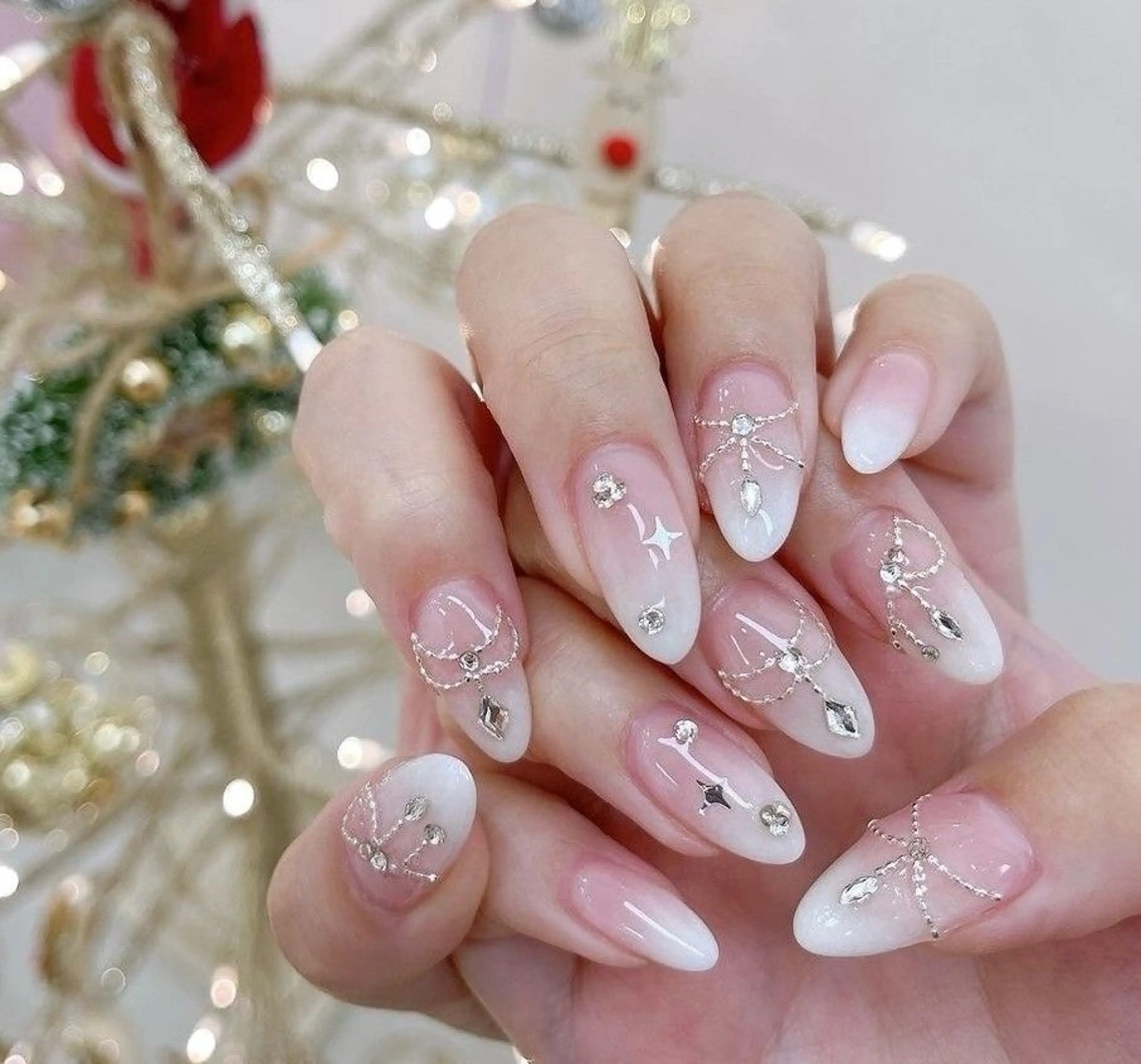 ネイル Lee Nailsのネイルデザイン