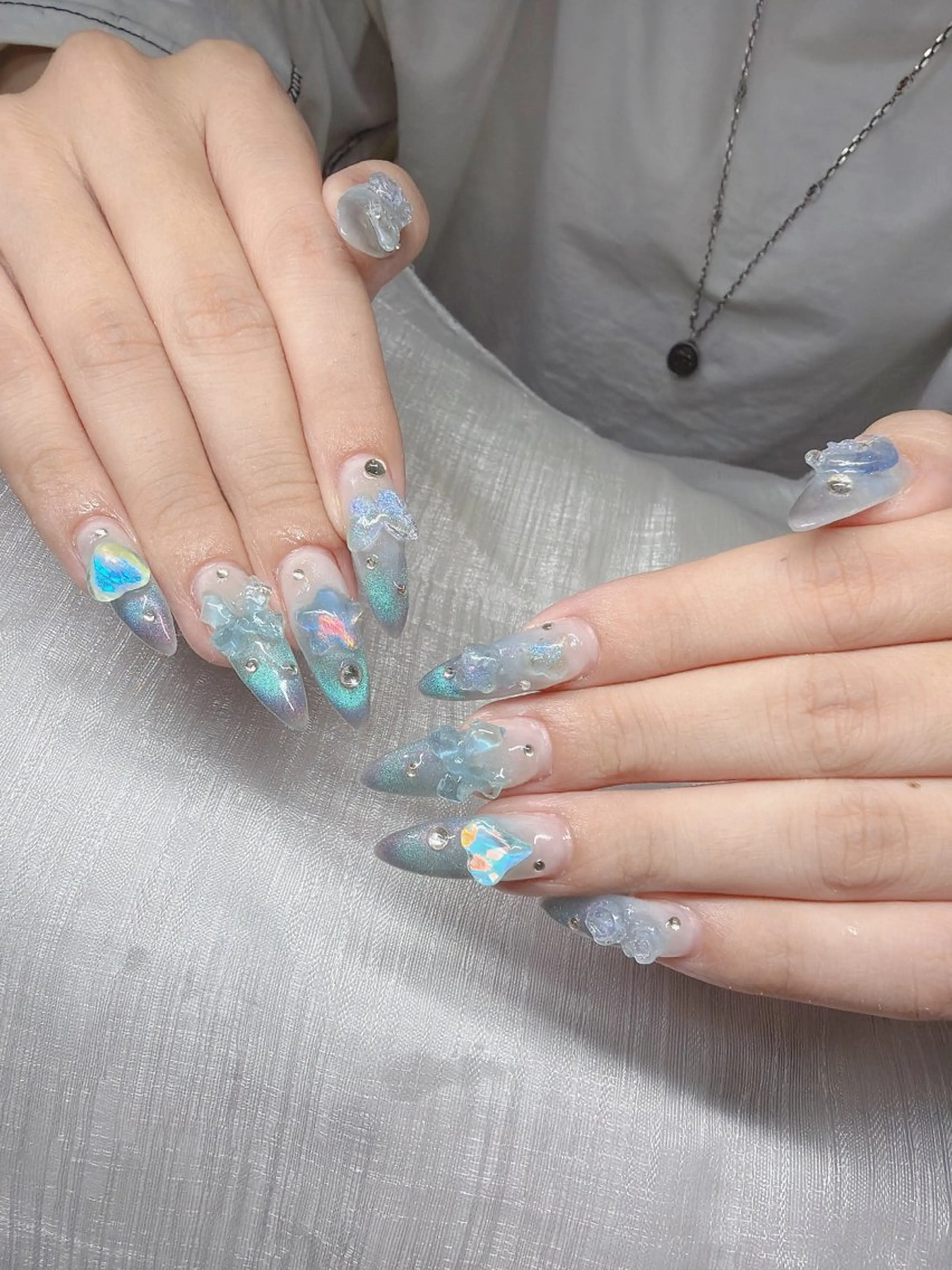 ネイル ハンドネイル Lee Nailsのネイルデザイン