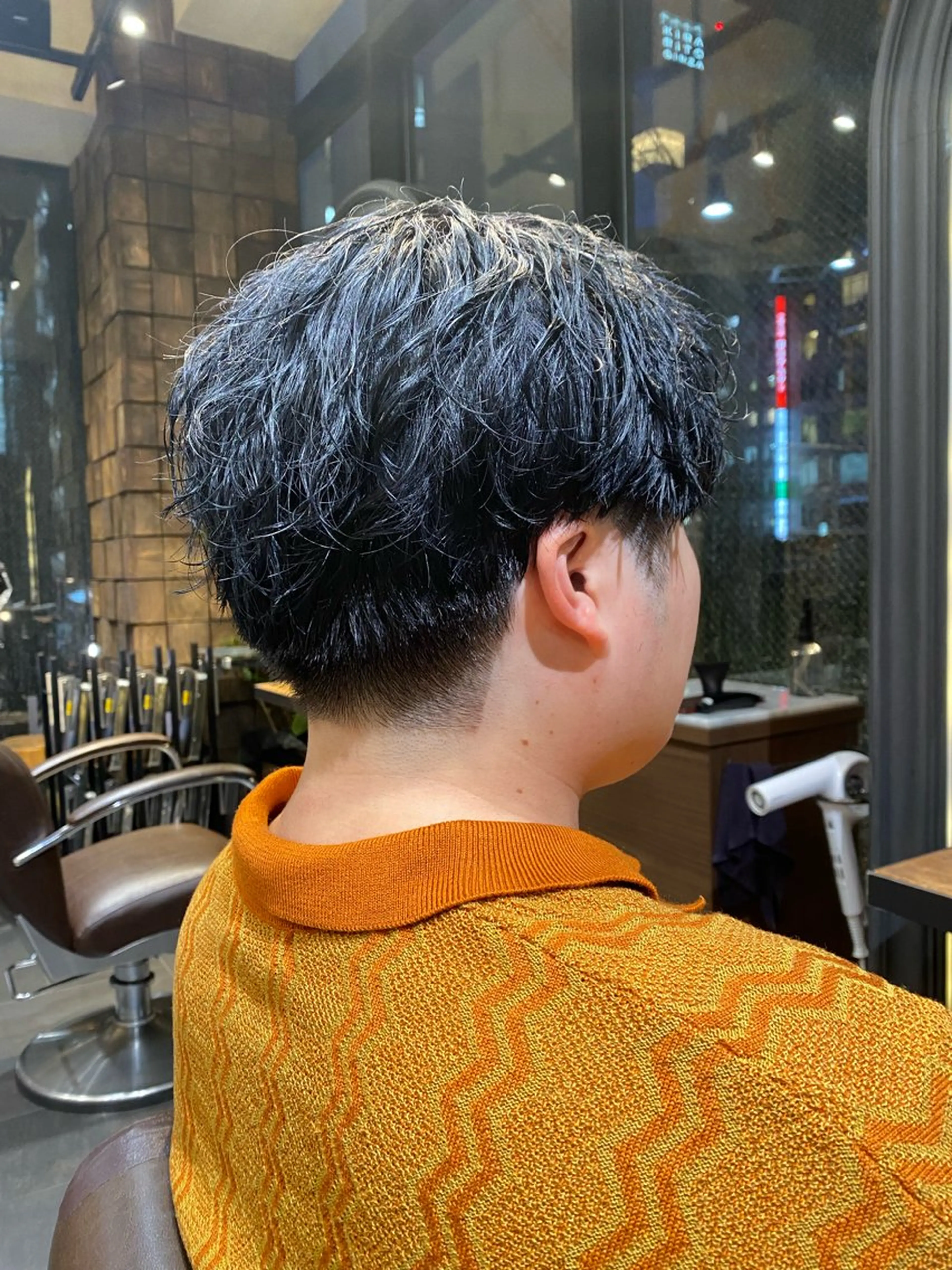 ショート パーマ メンズ 波巻きパーマ 韓国ヘア/銀座/艶髪 /MINX/ウチダのヘアスタイル