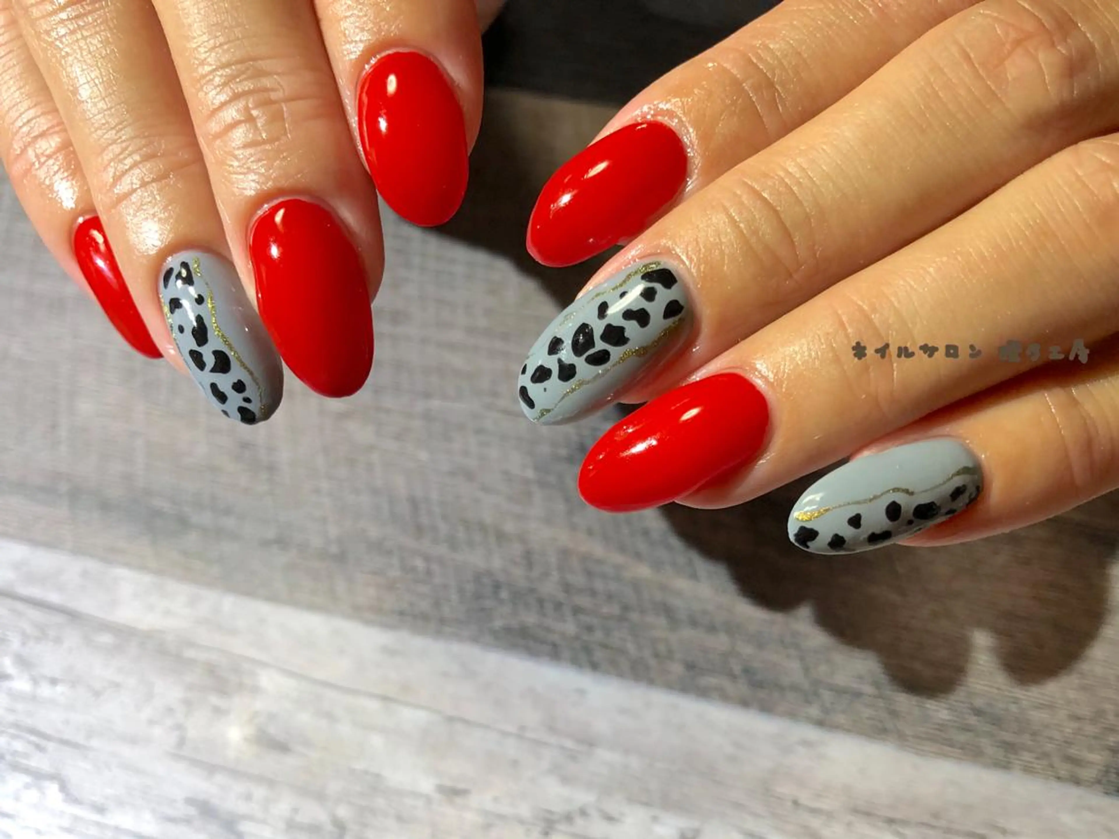 ネイル 伊藤 美里のネイルデザイン