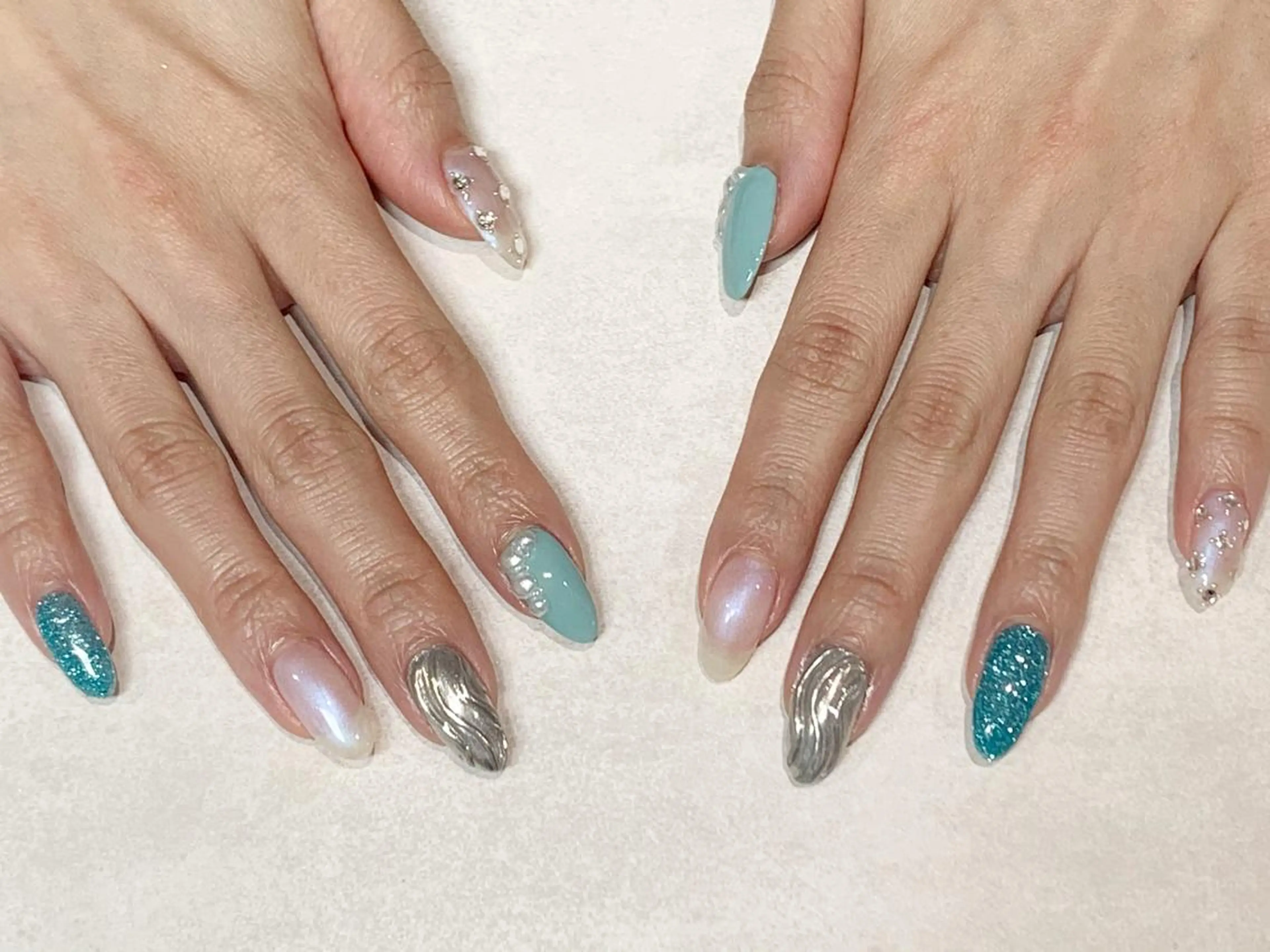 ネイル ハンドネイル 金田 純香のネイルデザイン