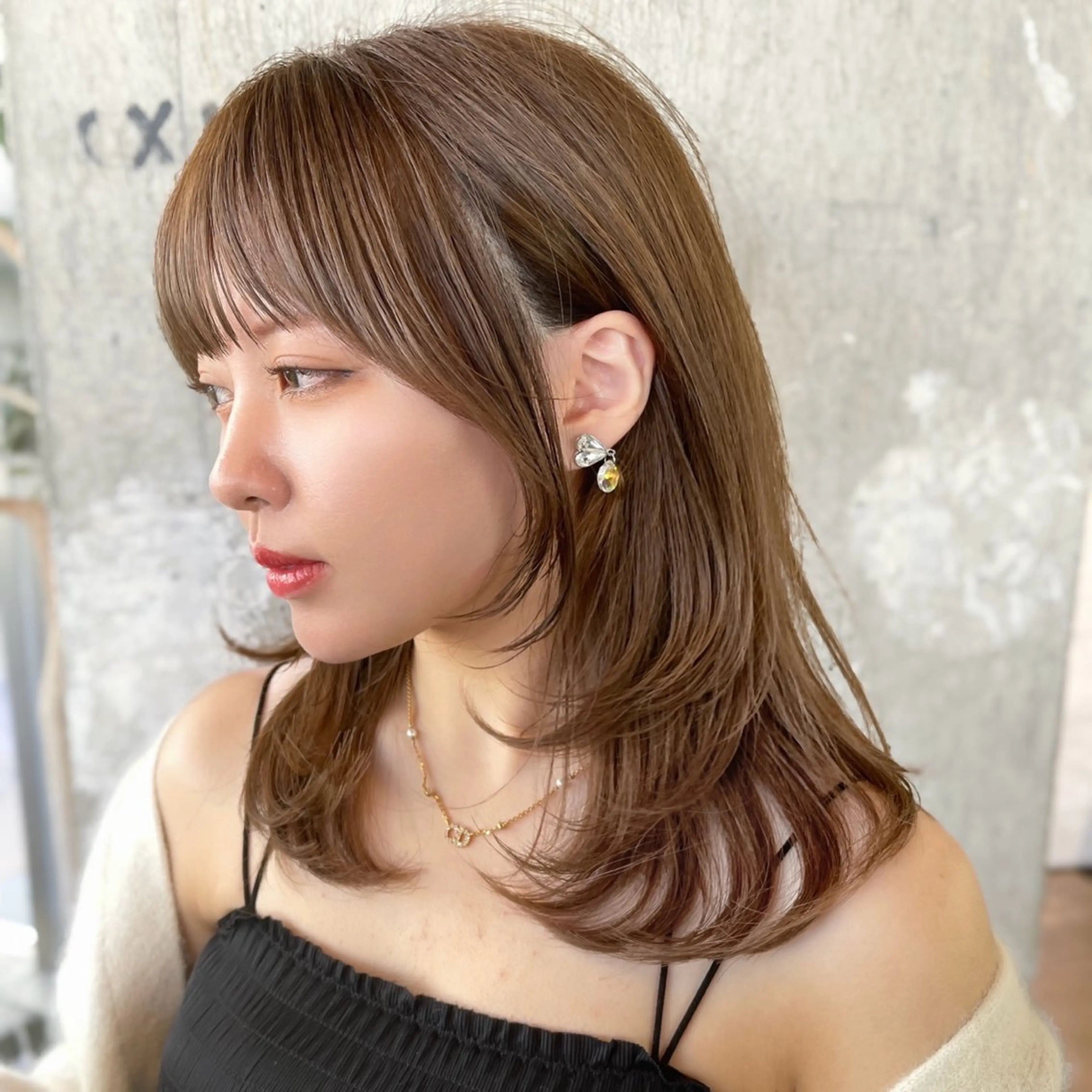 ミディアム レイヤー特化/小顔顔 周り/セノ/表参道のヘアスタイル