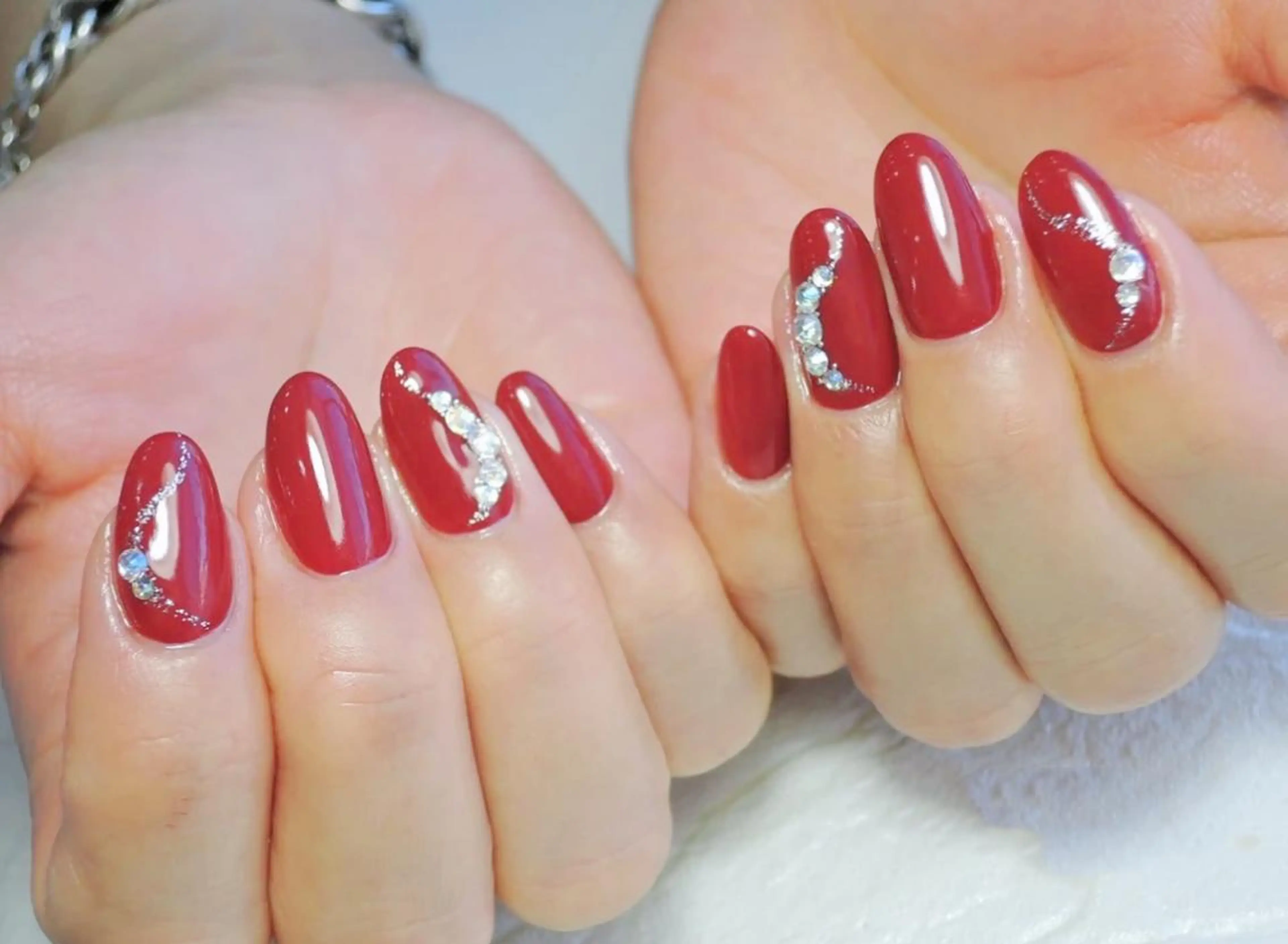 【初回オフ無料☆デザイン100種類以上】Hand｜シンプルデザイン定額の写真