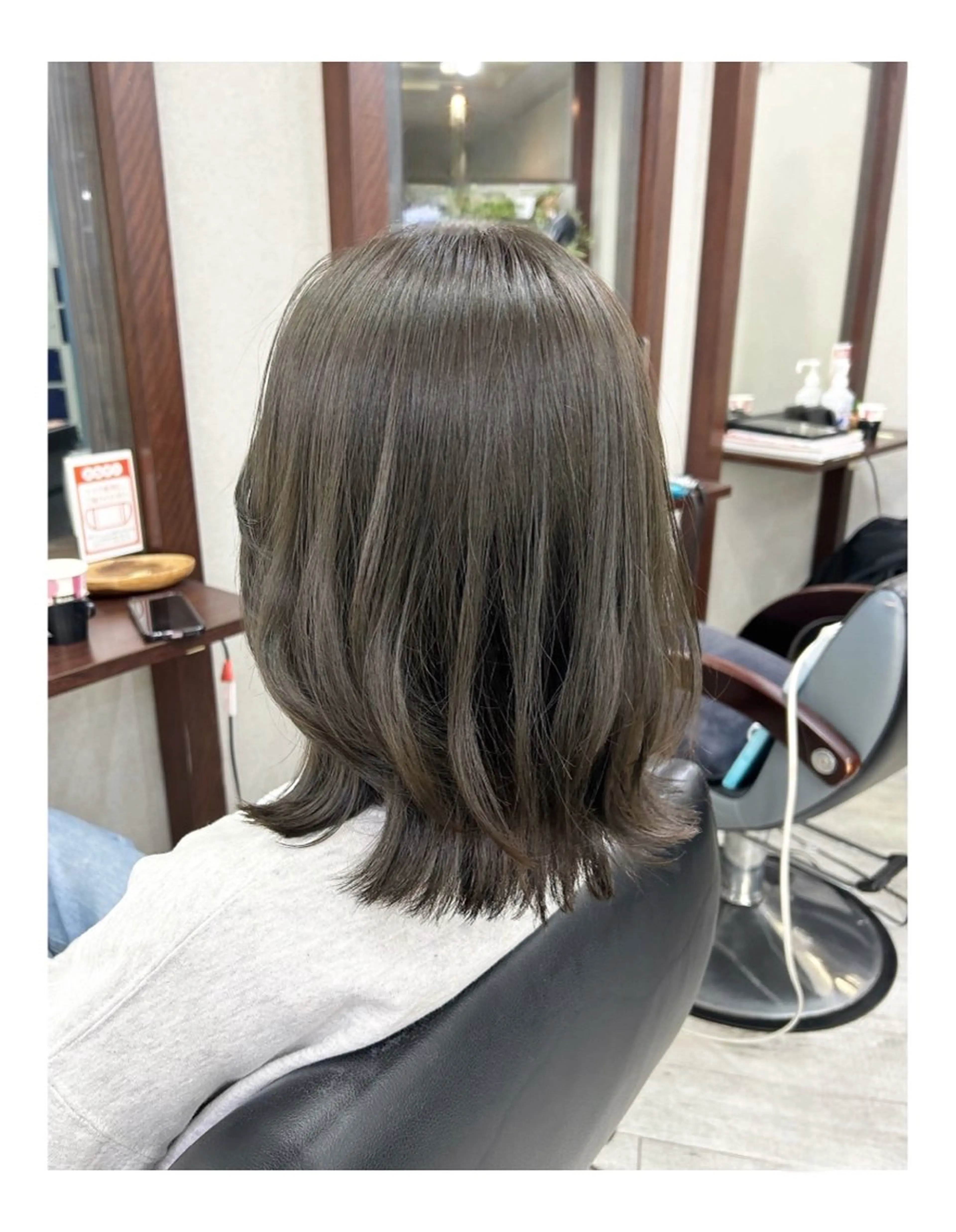 ミディアム カラー グレージュ オリーブグレージュ オリーブグレー cocoru所属・＊横浜駅＊ 金子 誠也のヘアスタイル