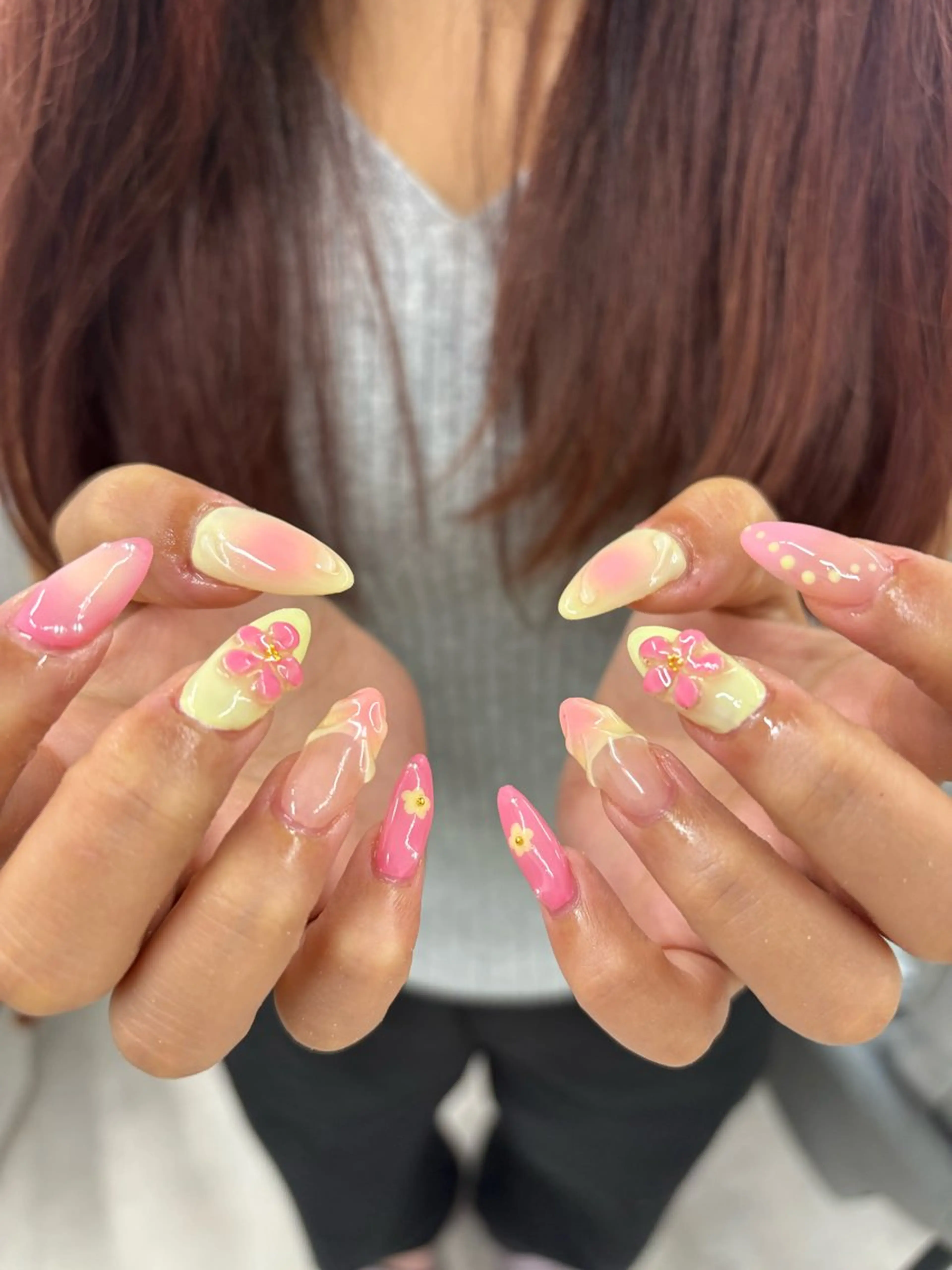 ネイル ハンドネイル yuria 🎀海外ネイル🌺のネイルデザイン