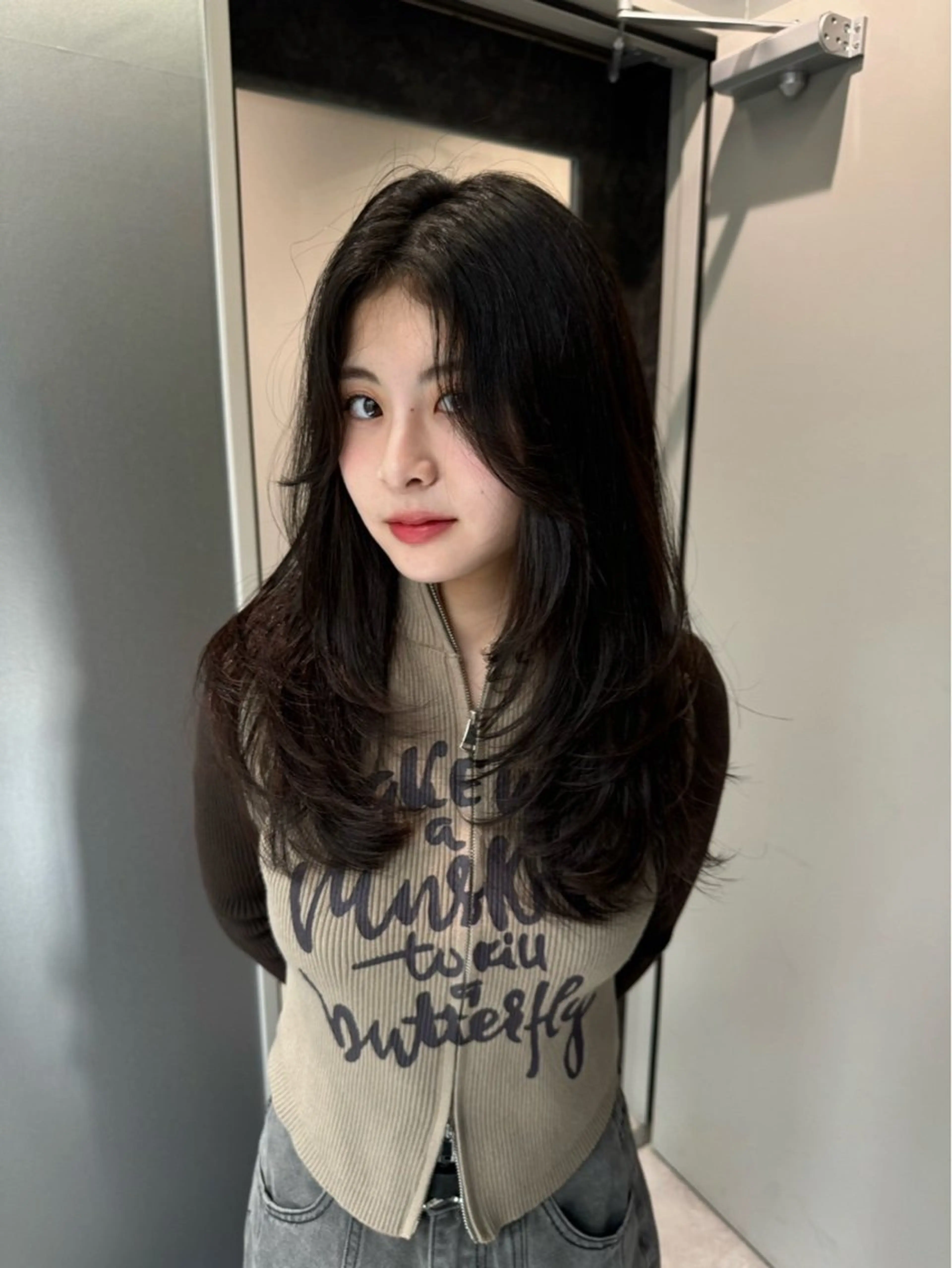 セミロング カラー 韓国風ヘア レイヤーカット 韓国風艶カラー 🇰🇷🩶/REIのヘアスタイル