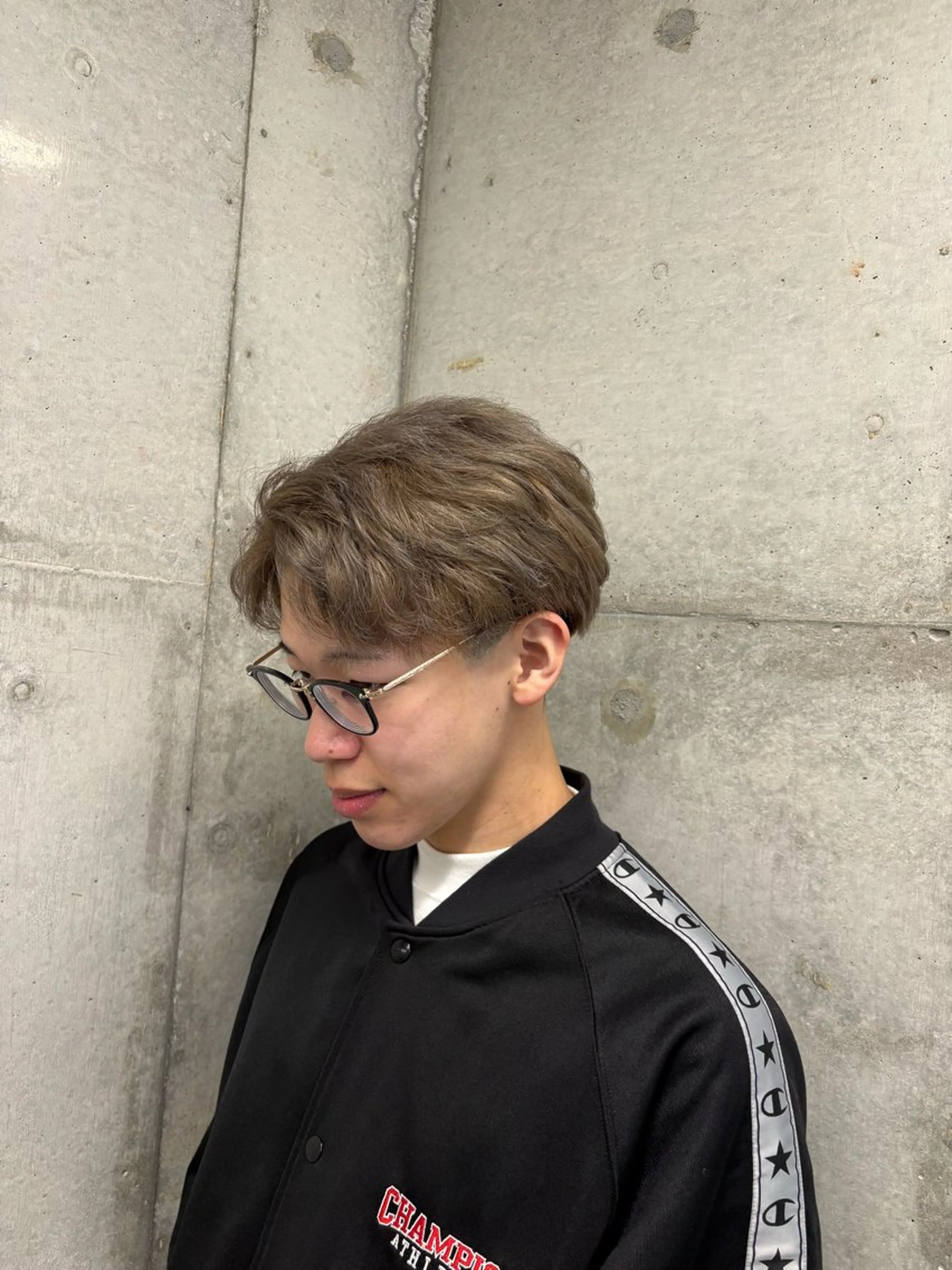 カラー メンズ 垣内 勇人のヘアスタイル