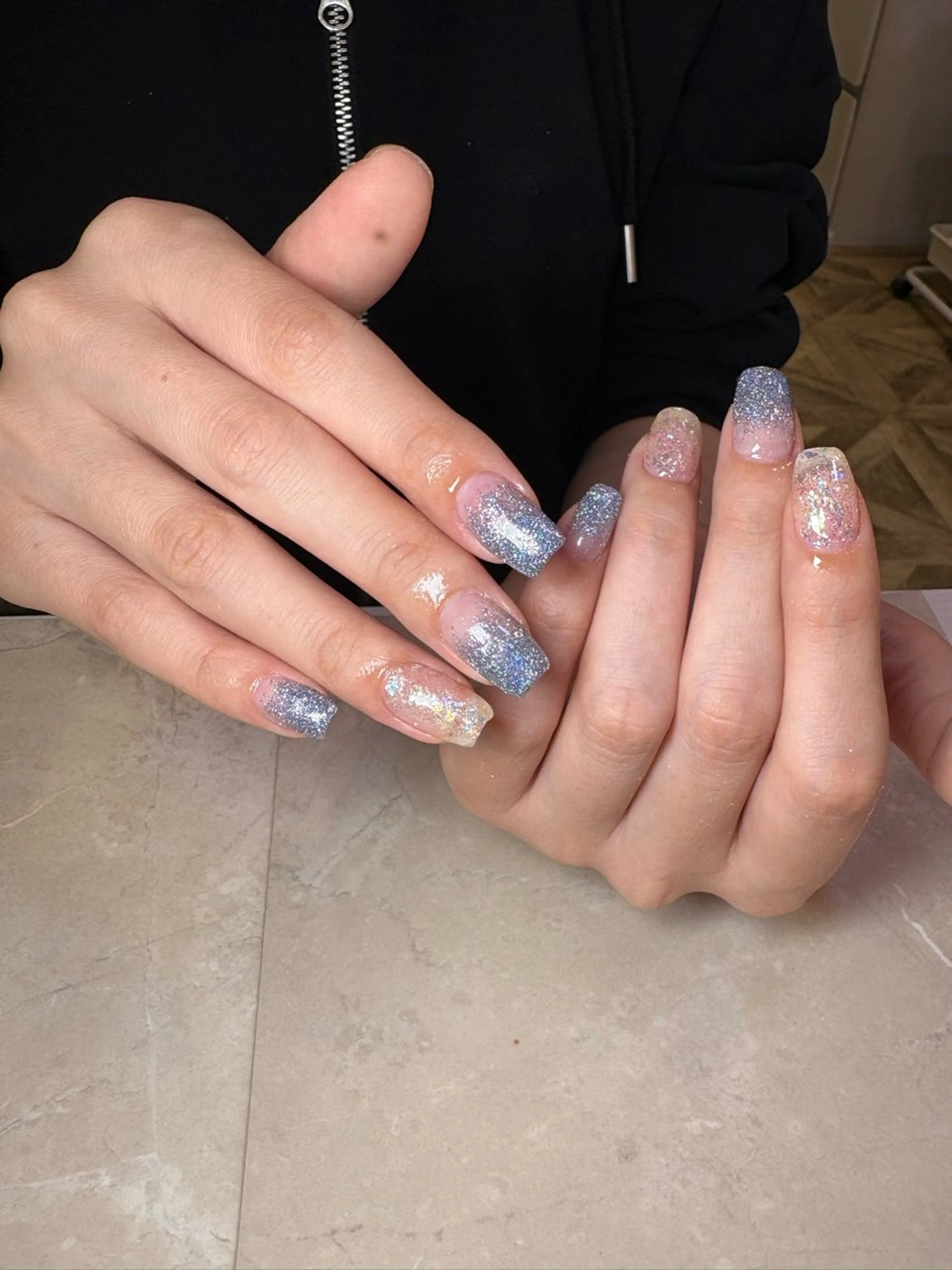 ネイル 三輪 彩美春のネイルデザイン