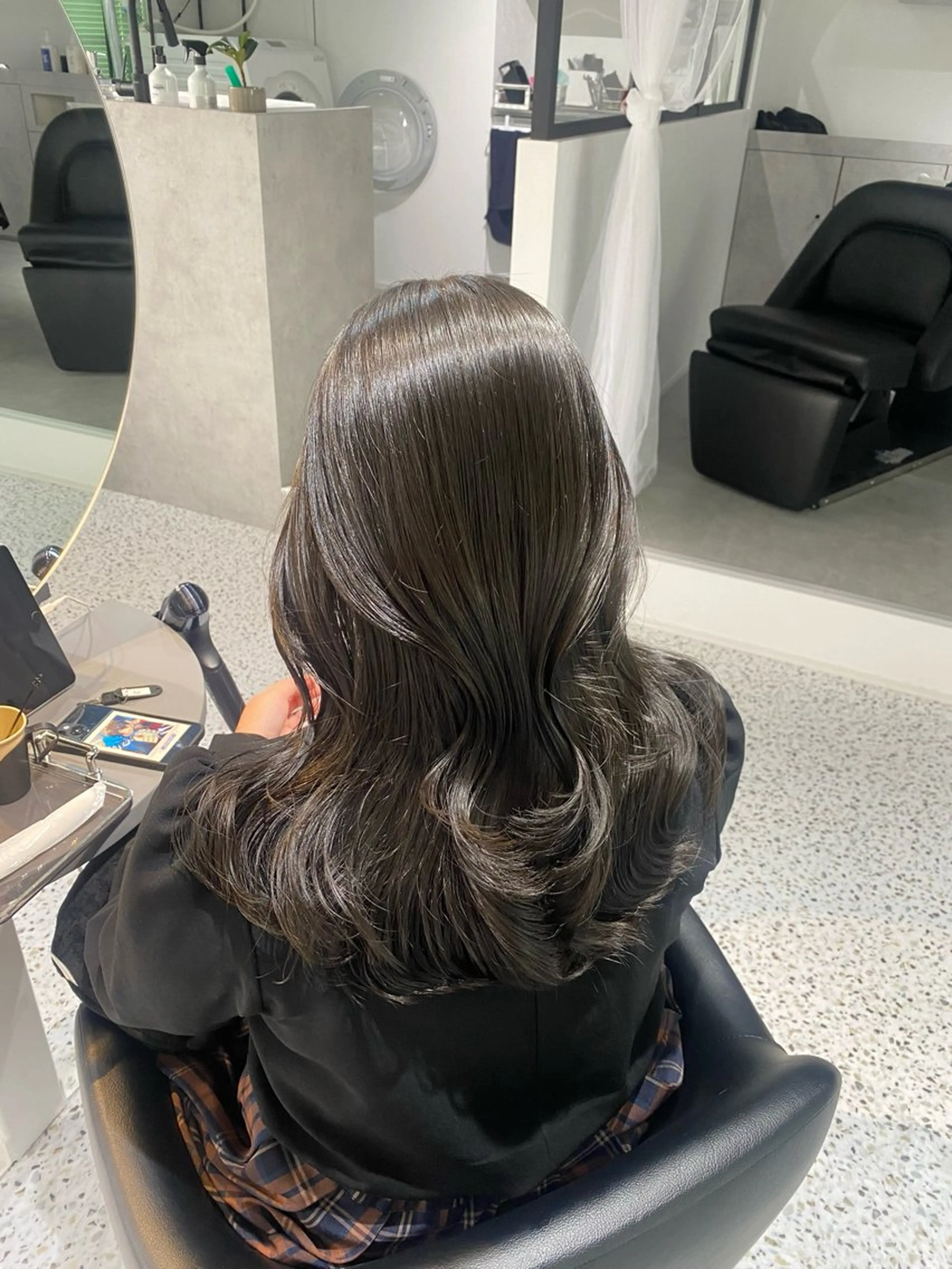 ミディアム カラー パーマ ヘアアレンジ メンズ キッズ グレージュ カット ヘアカラー Lumo所属・💖横浜ブリーチなし 💖MIHOのヘアスタイル