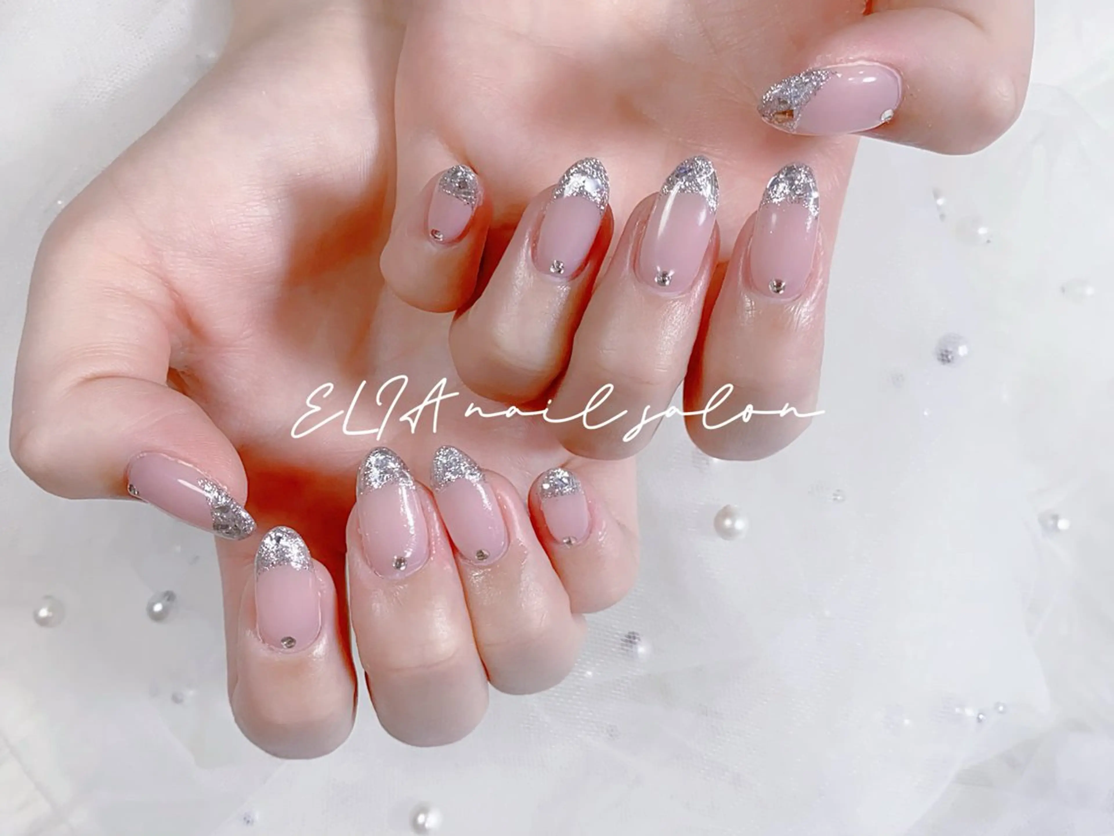 ネイル チークネイル 長さ出し グラデーション ラメ(グリッター) ラメグラデーション cici nailのネイルデザイン