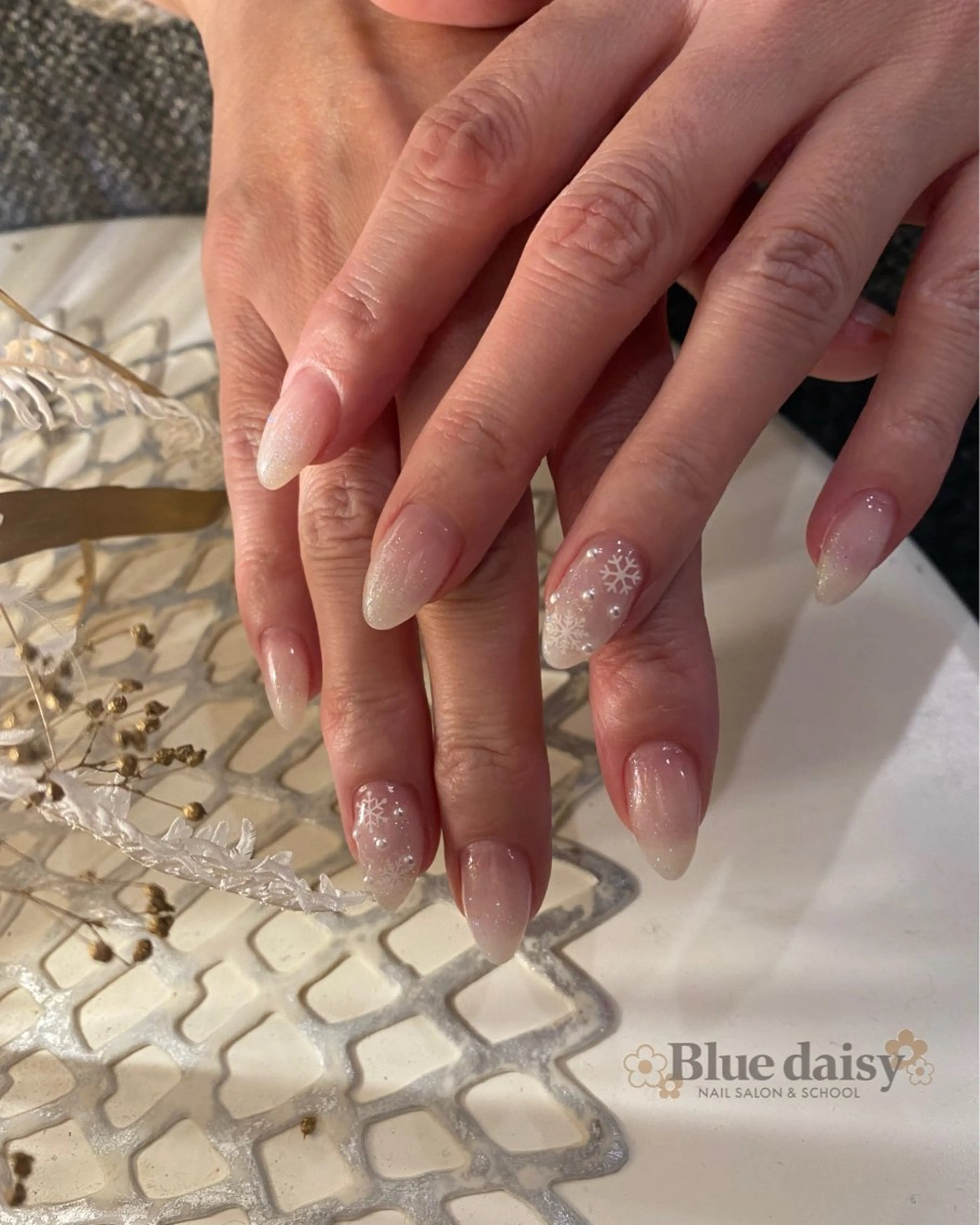 ネイル ジェルネイル マグネットネイル 持ち込み パラジェル 冬ネイル ハンドネイル Blue　daisy　栄本店 【ブルーデイジー】所属・Blue daisy 栄本店のネイルデザイン