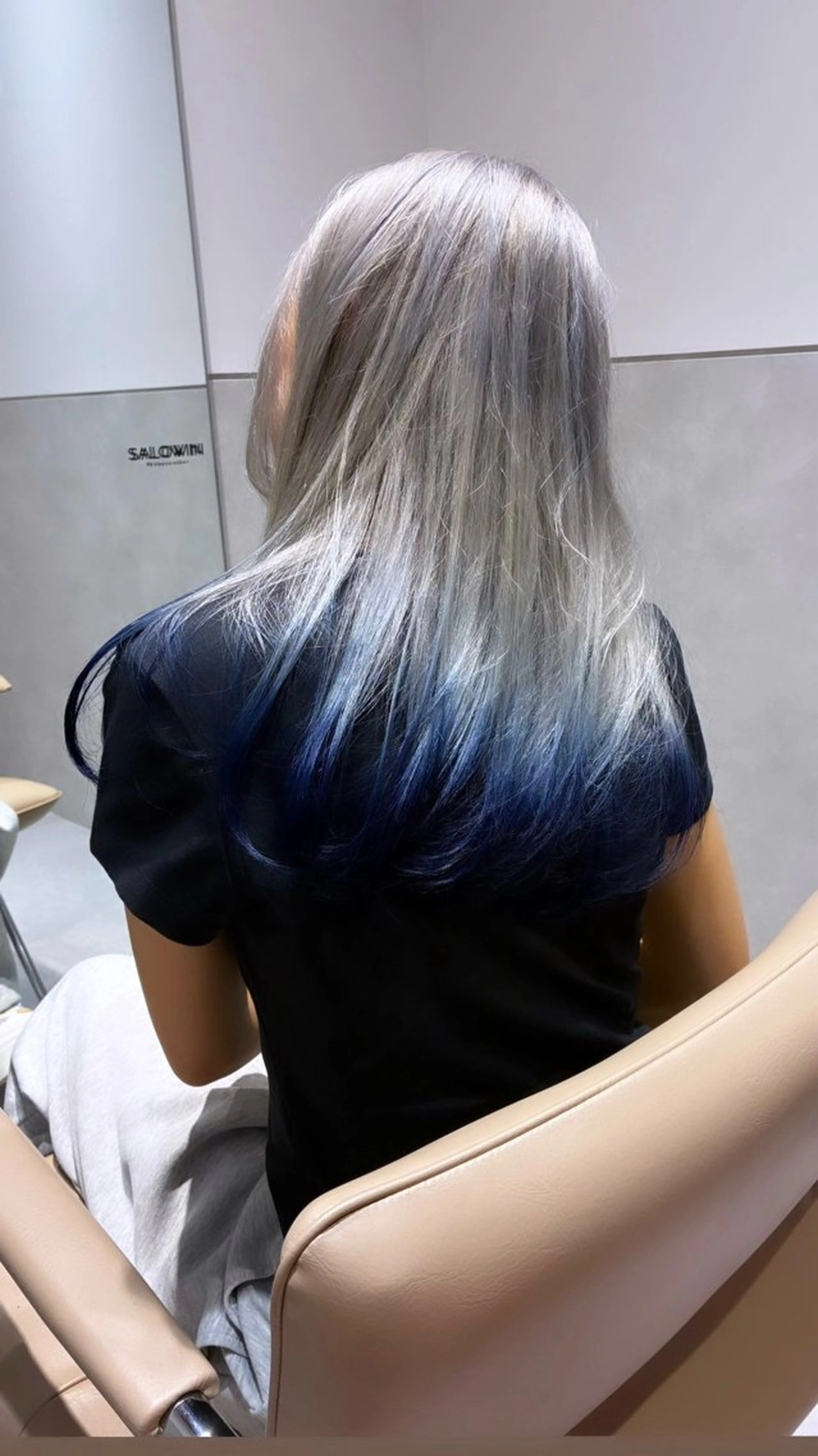 ロング カラー ヘアカラー トリートメント 篠江 廉のヘアスタイル