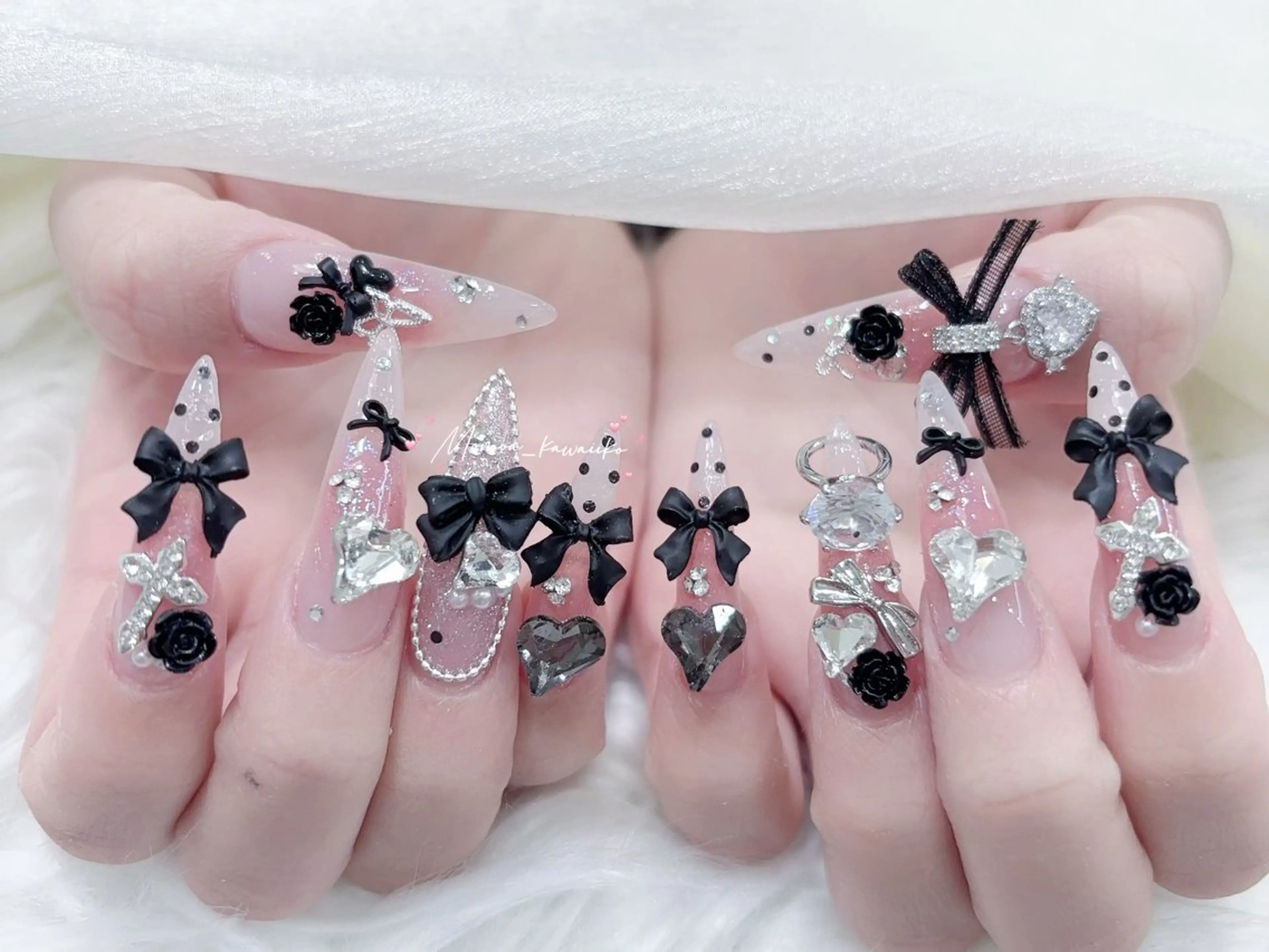 ネイル 成人式 マグネットネイル 大理石ネイル(マーブル) リボン 夏ネイル ハンドネイル MoMoA Nail ネイル長さ出し専門店のネイルデザイン