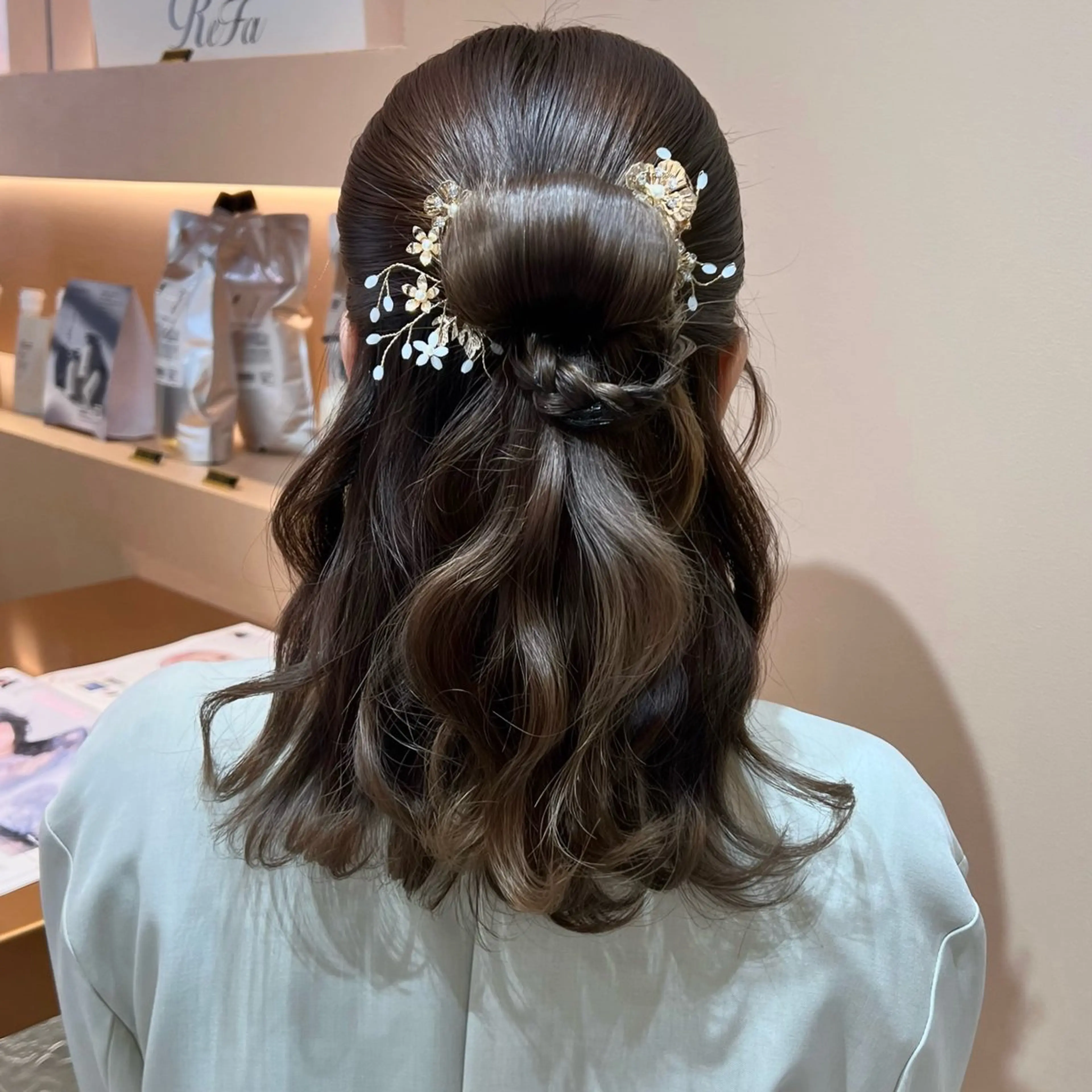 ミディアム ヘアアレンジ ハーフアップ ヘアセット ✨カチモリ✨レイヤー 韓国ヘア🇰🇷ゆいのヘアスタイル