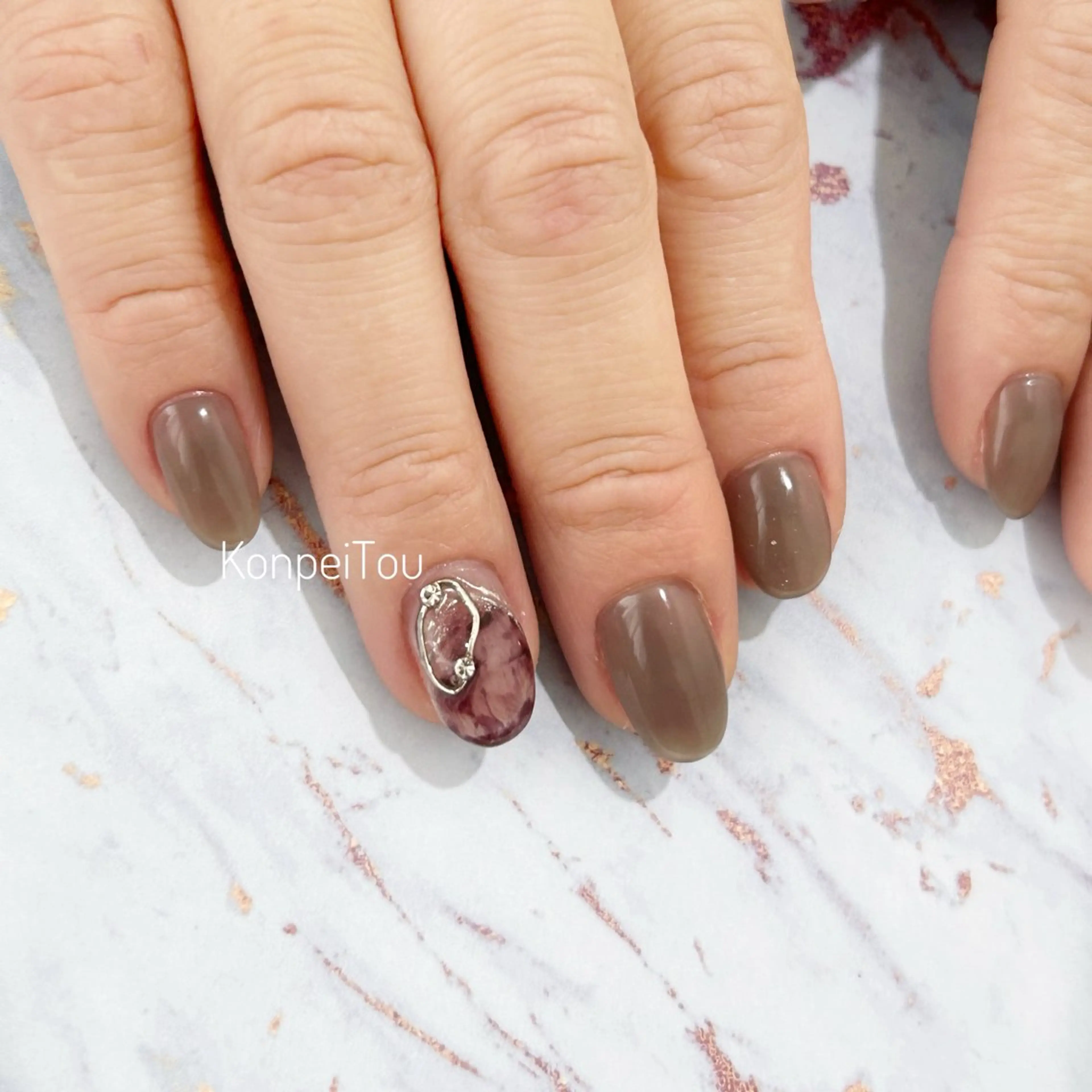 ネイル ニュアンスネイル ハンドネイル おうちのネイルサロン　konpeiTou〜こんぺいとう〜所属・おうちのネイルサロン KonpeiTouのネイルデザイン