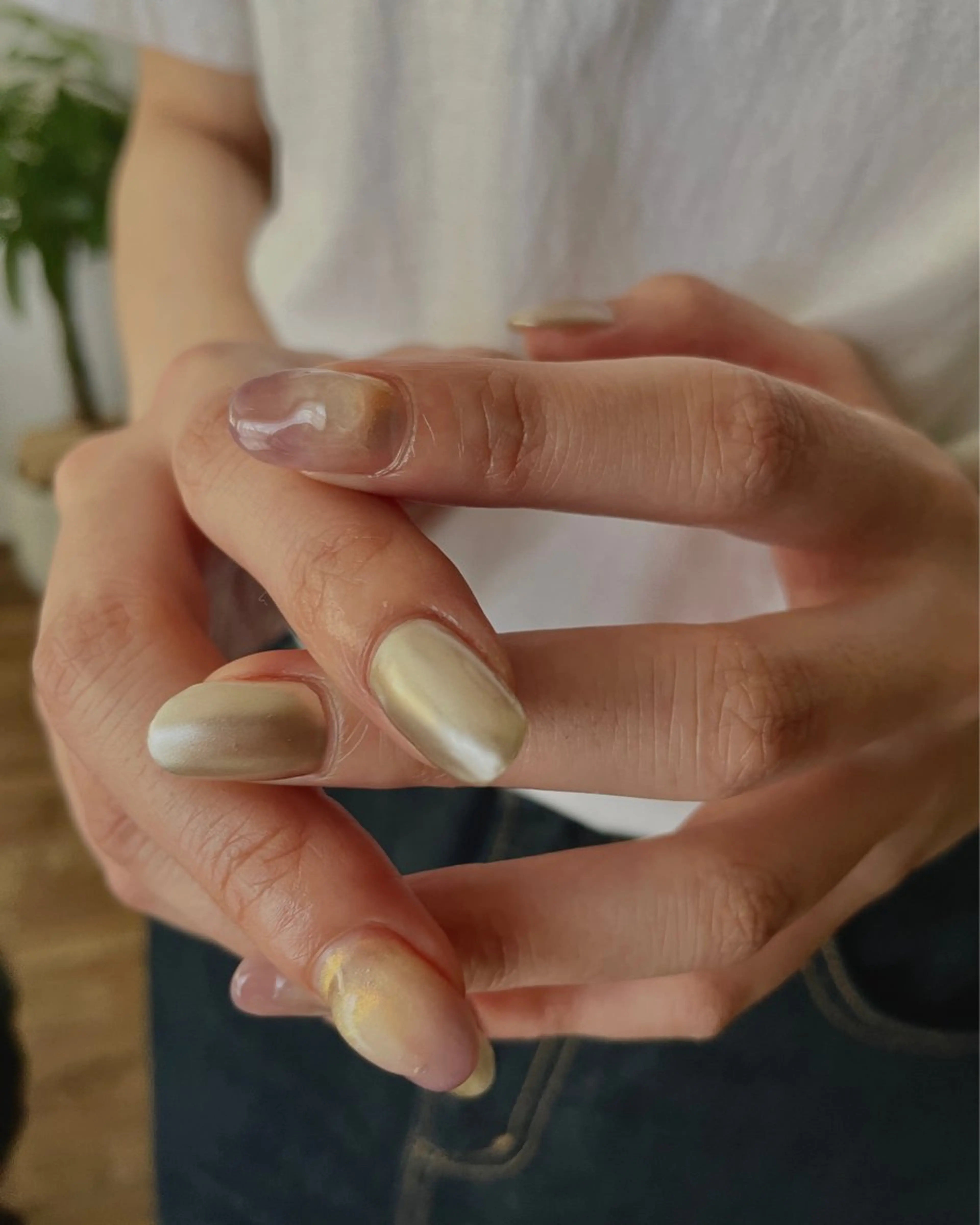 ネイル ジェルネイル ニュアンスネイル ハンドネイル "achoe" コエ HARUNAのネイルデザイン