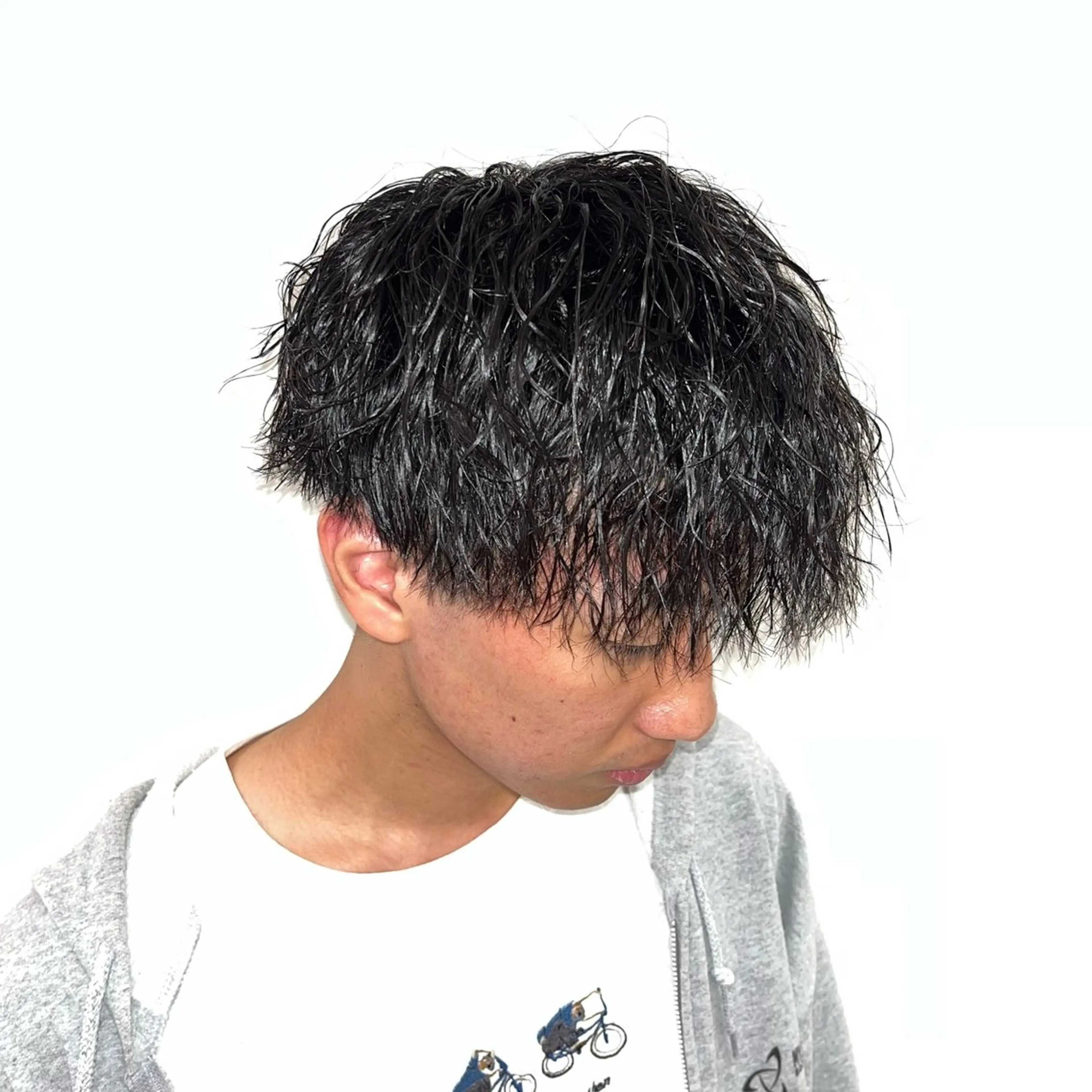 ショート パーマ メンズ カット パーマ 橋本 琉磨のヘアスタイル