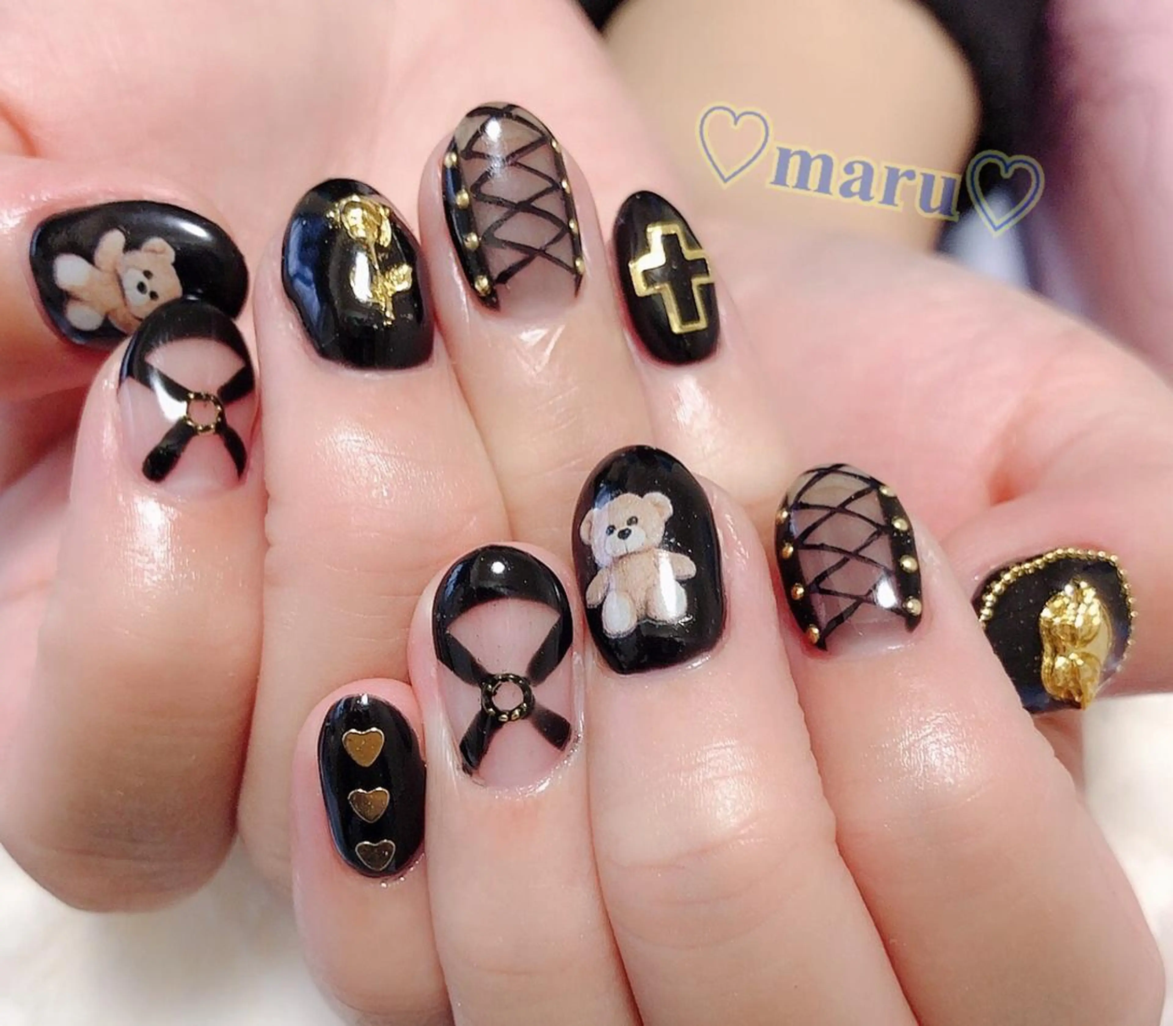 ネイル ハンドネイル フットネイル まるみ ♡のネイルデザイン