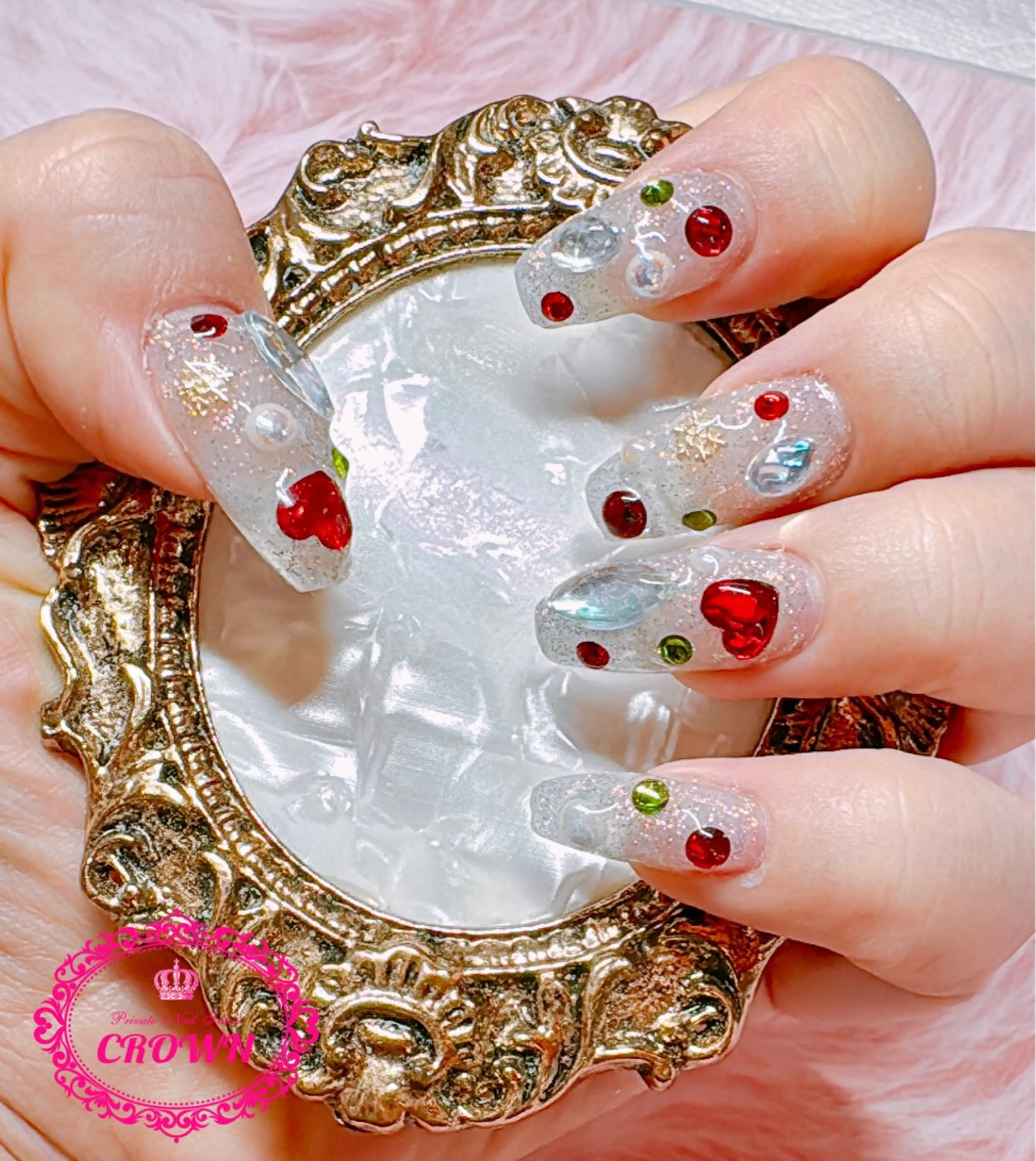 ネイル CROWN プライベートサロンのネイルデザイン