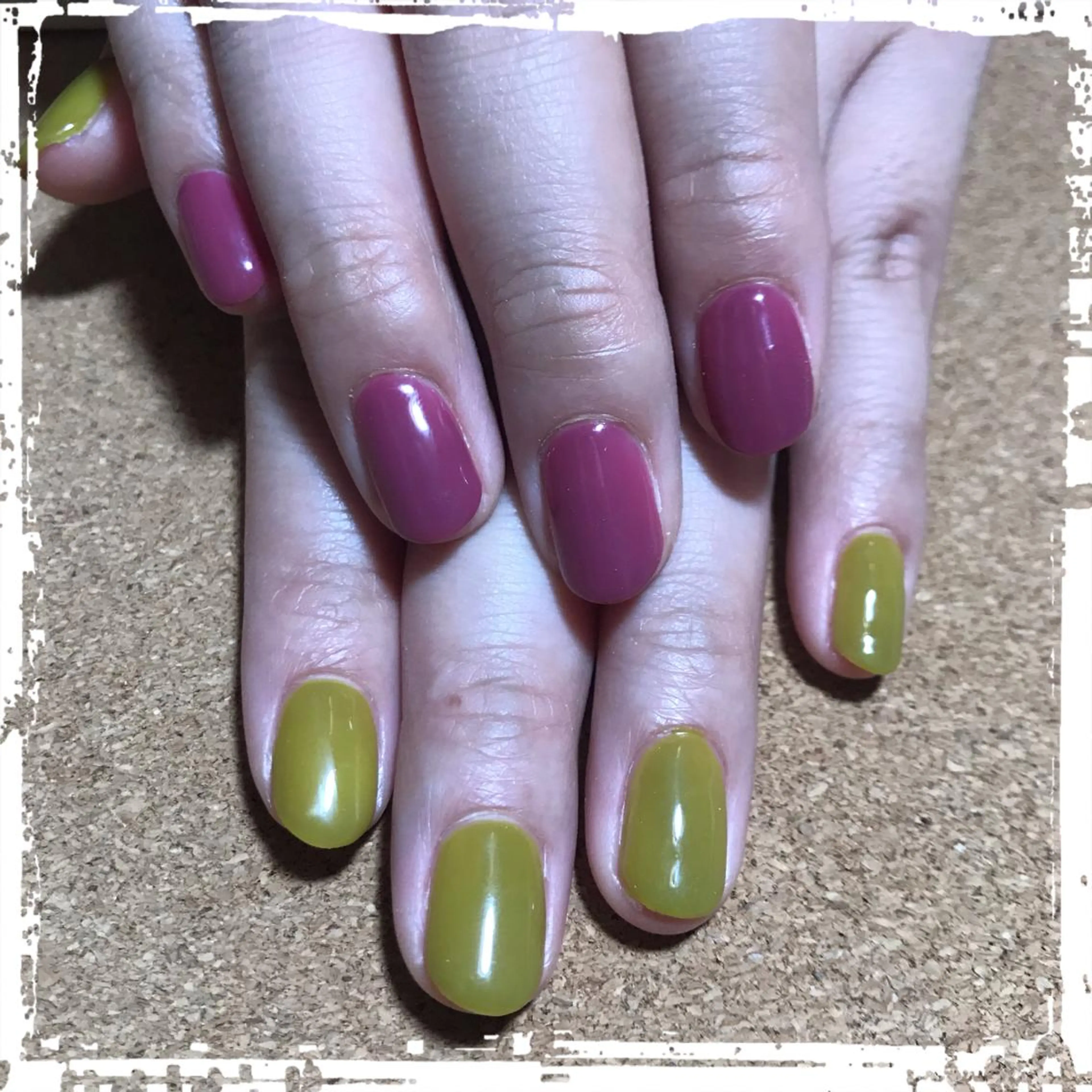 ネイル ECLAT エクラ所属・寺山 千鶴のネイルデザイン