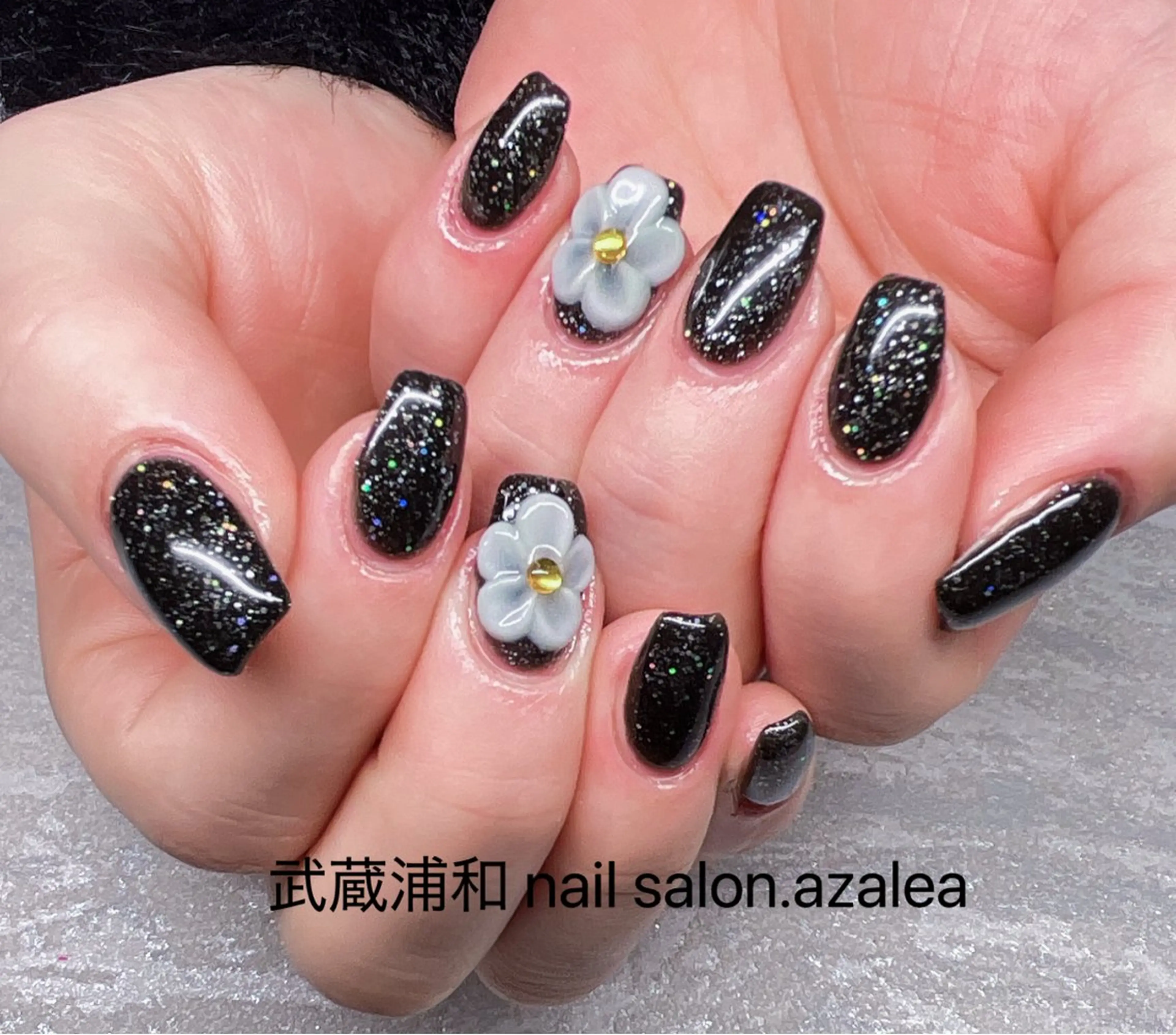 ネイル ハンドネイル R inのネイルデザイン