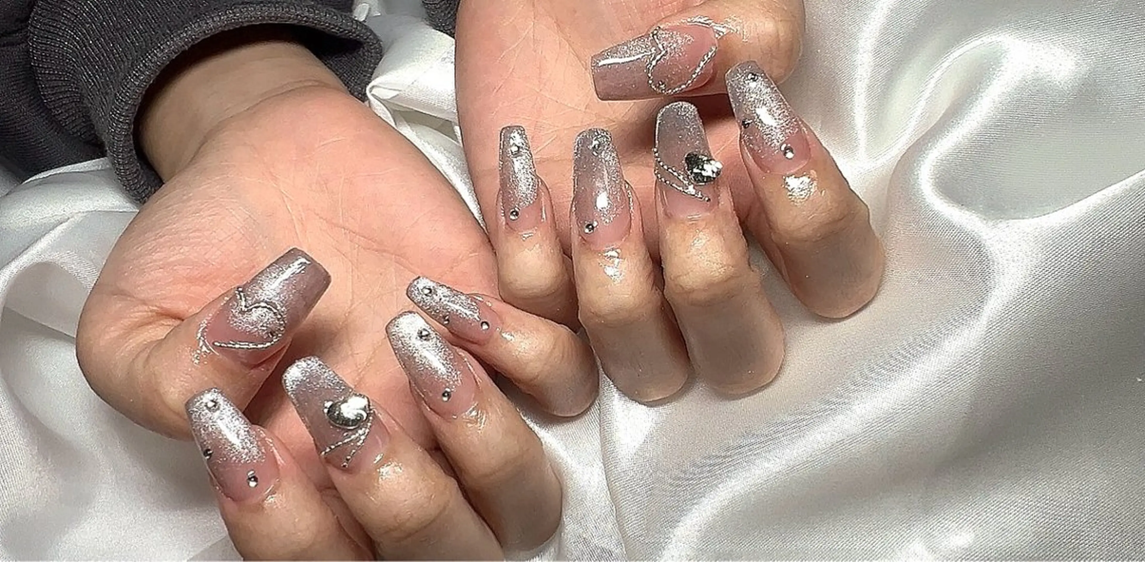 ネイル マグネットネイル Ruana Nailのネイルデザイン