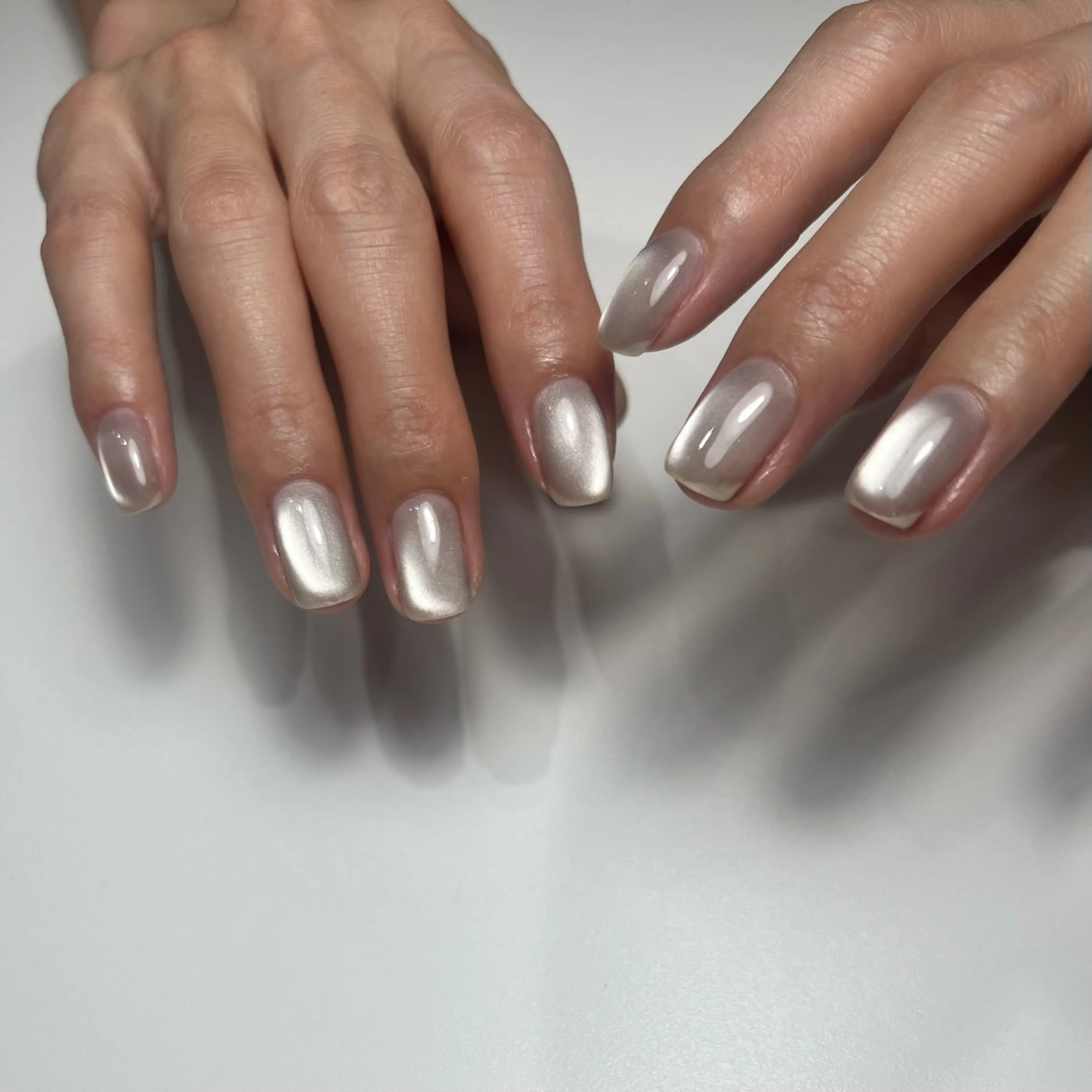 ネイル マグネットネイル マグネットワンカラー ワンカラーネイル ハンドネイル le'a所属・miya .のネイルデザイン