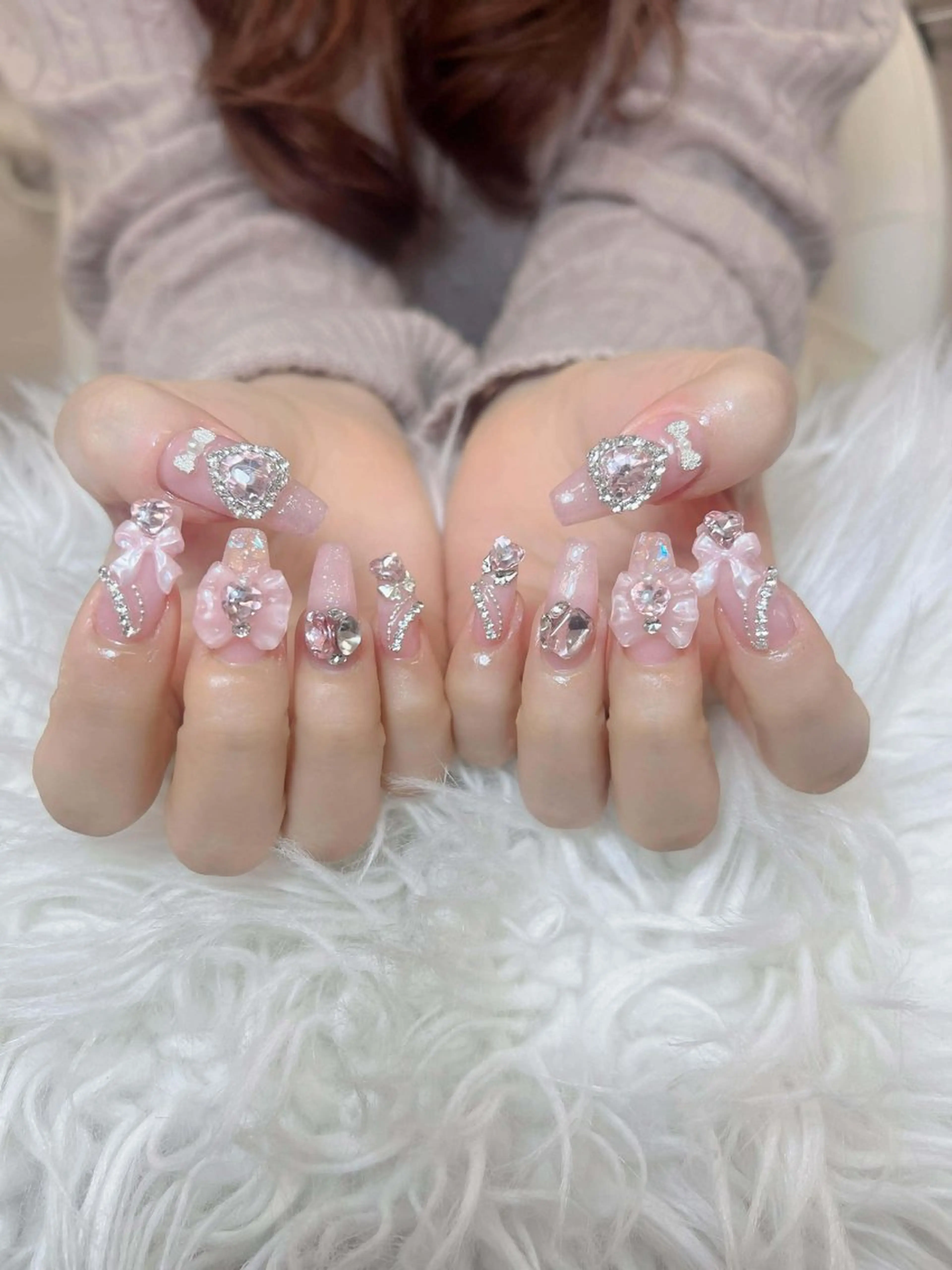 ネイル ハンドネイル ミン ゴテゴテネイルのネイルデザイン