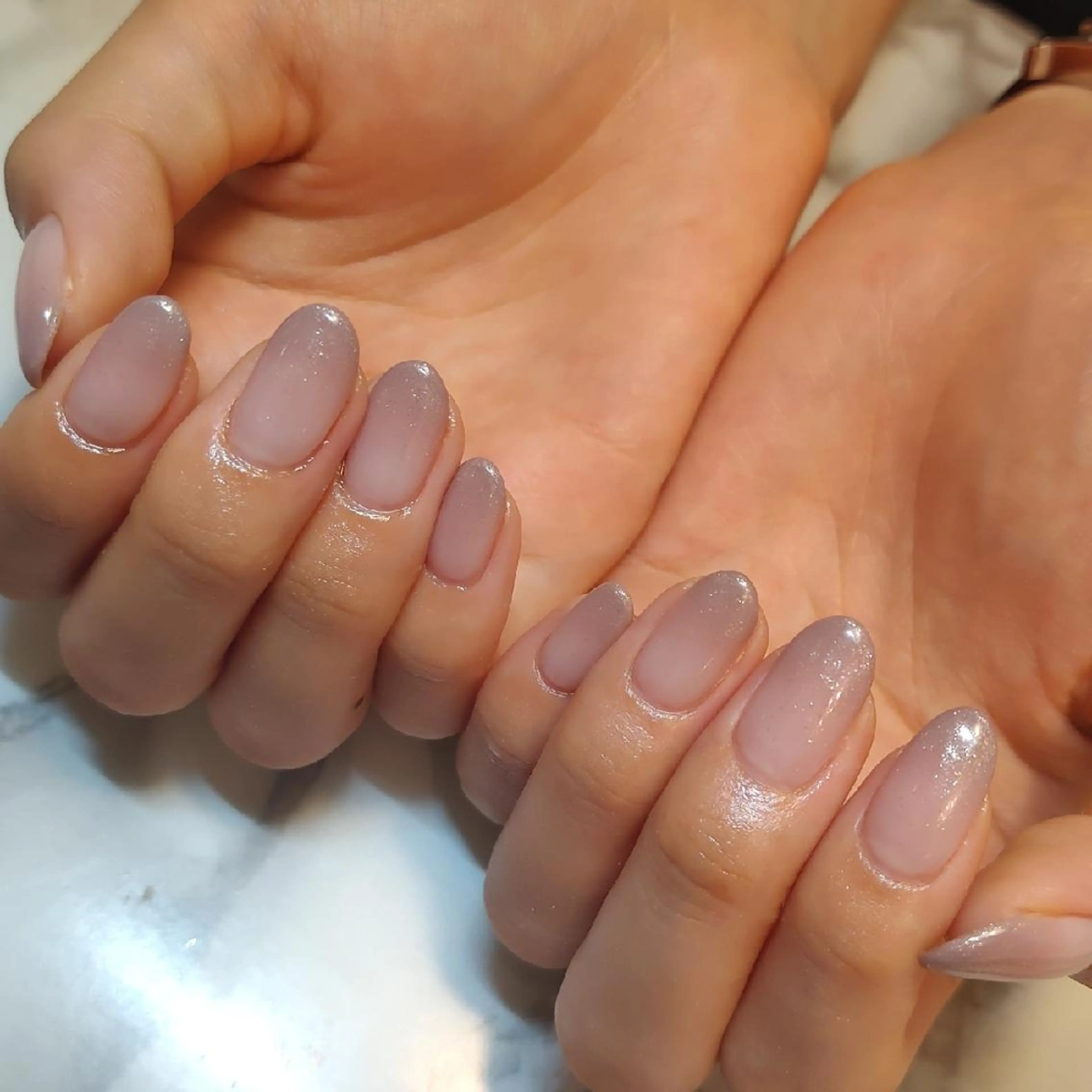 ネイル グラデーション ジェヌインネイル 河内のネイルデザイン