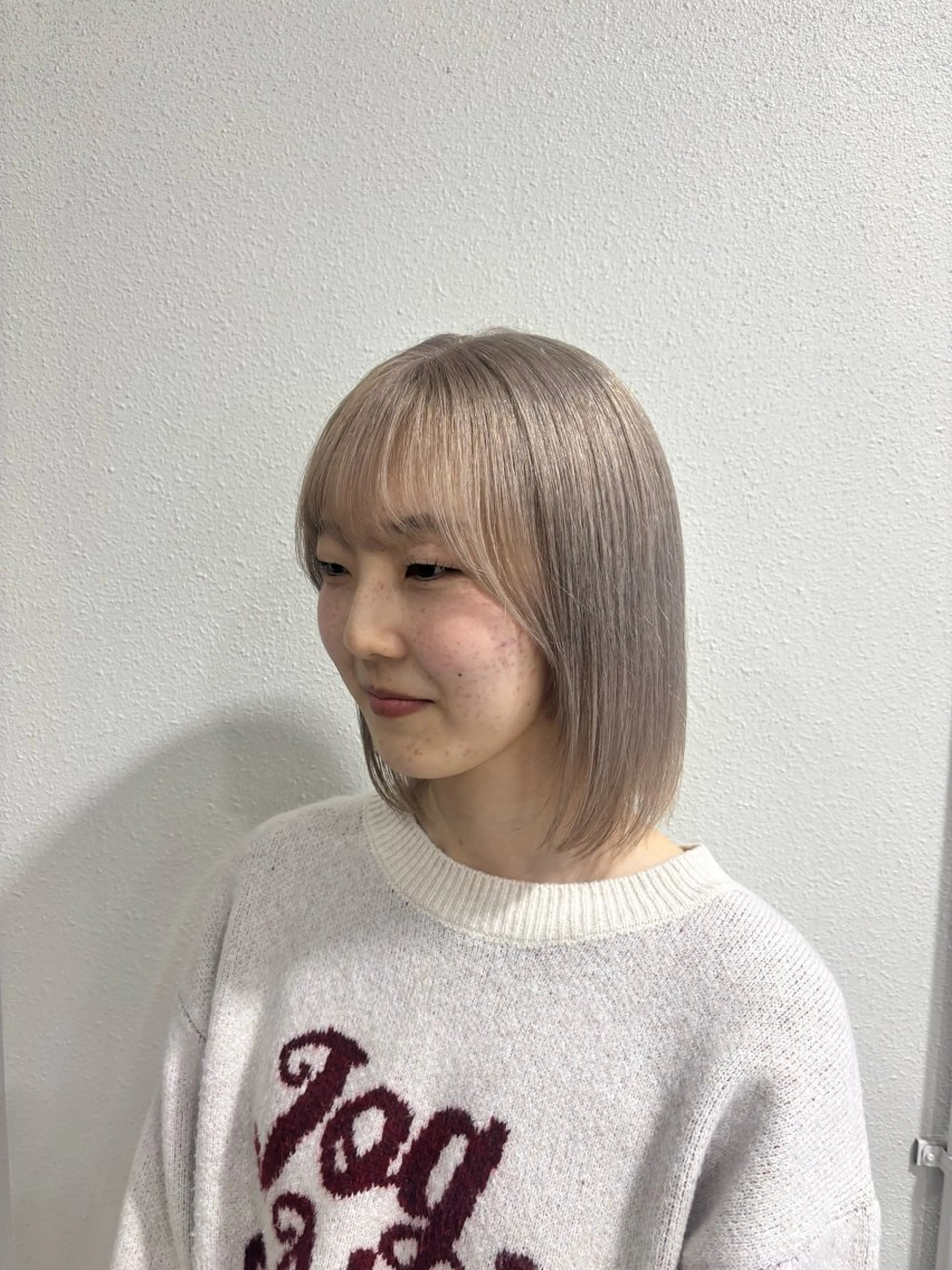 ミディアム カラー ブリーチ カット ヘアカラー 🪻ダブルカラー /透明感カラーRioのヘアスタイル
