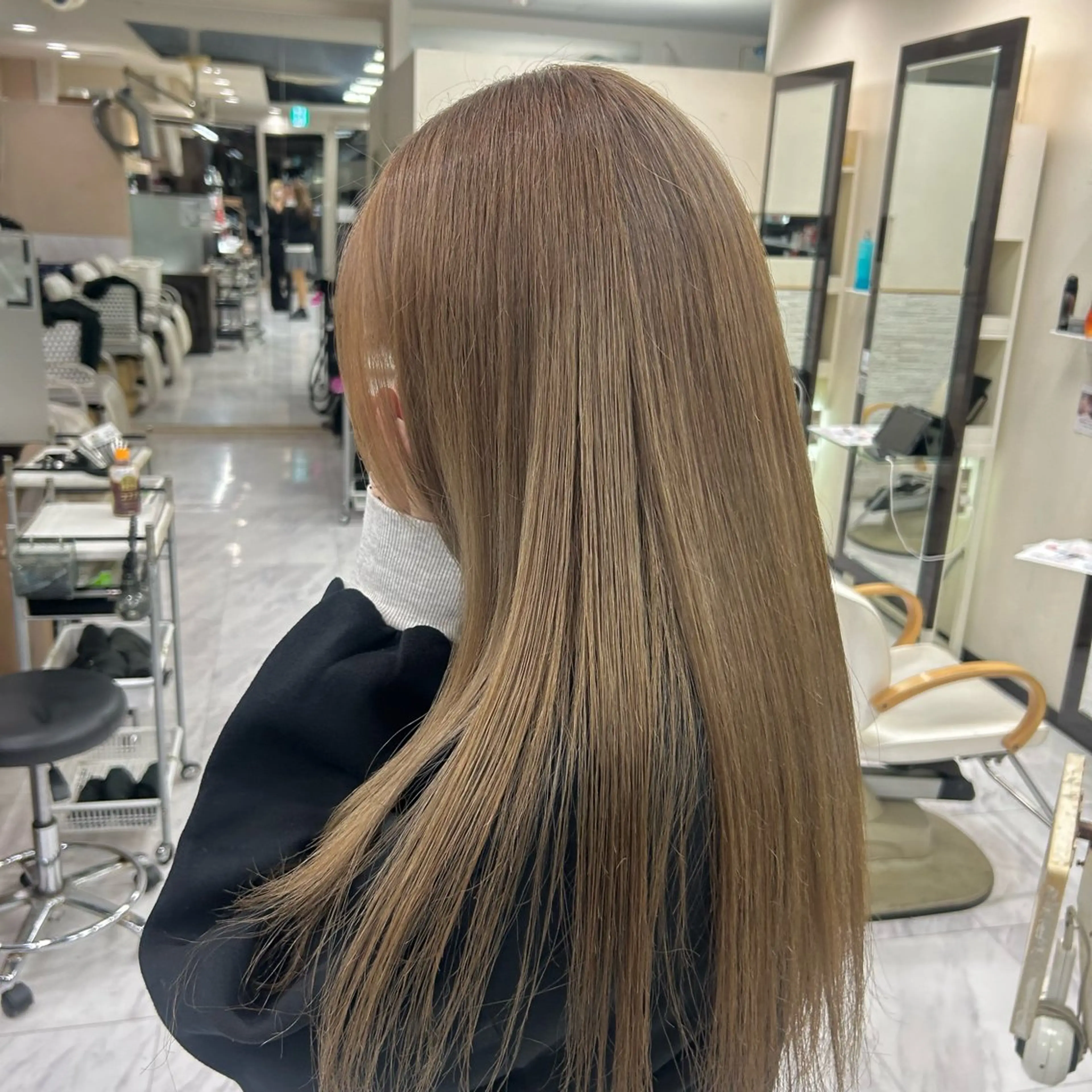 セミロング カラー Re:to By True Creation 大宮所属・🫧💞ハイトーン 瀧田 菜々花🦄🫧のヘアスタイル