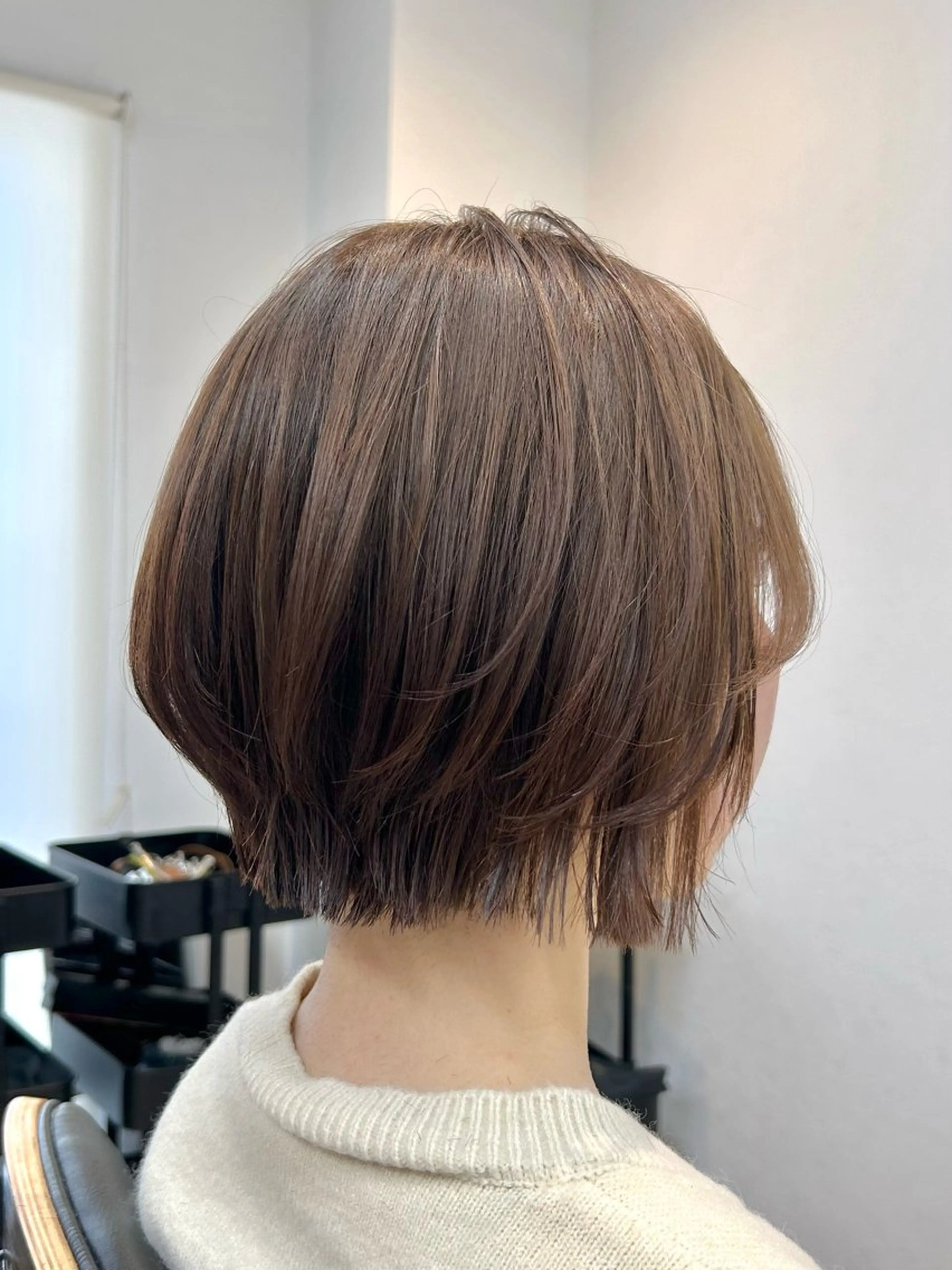 ミディアム カラー ベージュカラー 透明感カラー オリーブベージュ カット ヘアカラー トリートメント 韓国ボブ/レイヤー/ ハイトーン/まなみのヘアスタイル