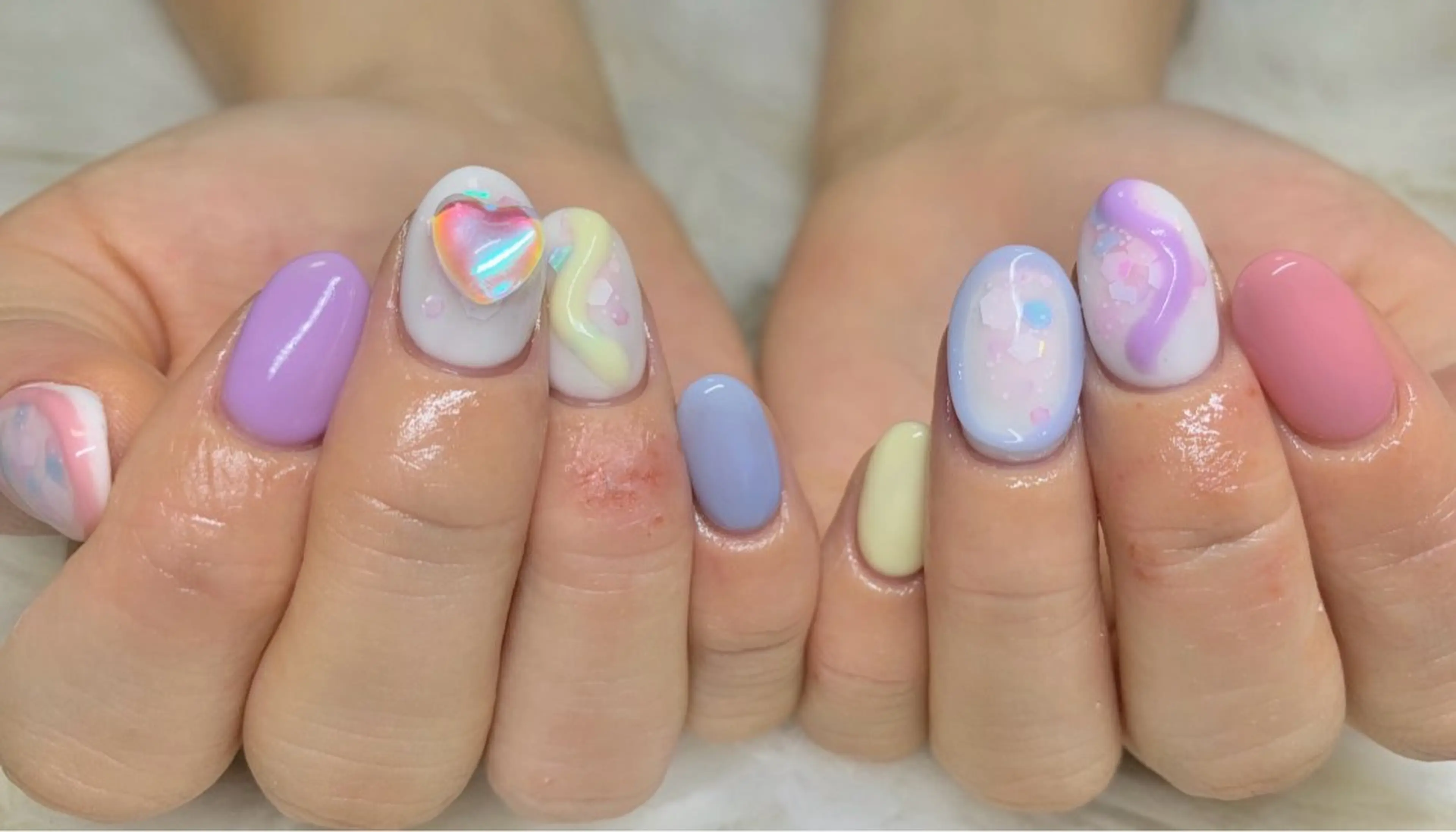 ネイル ハンドネイル nail room LUNA⋆౨ৎ˚⟡のネイルデザイン