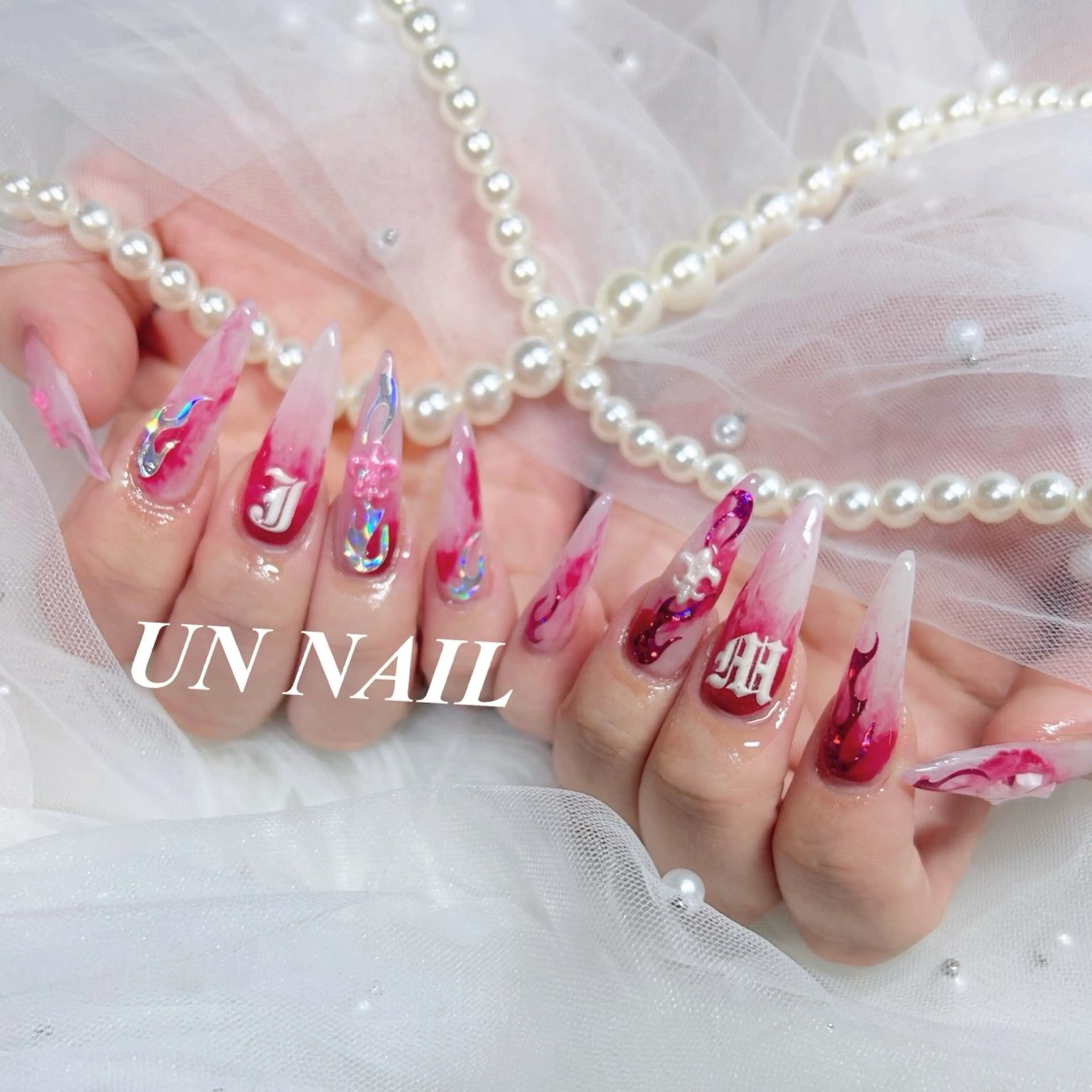 ネイル ハンドネイル UN NAILのネイルデザイン
