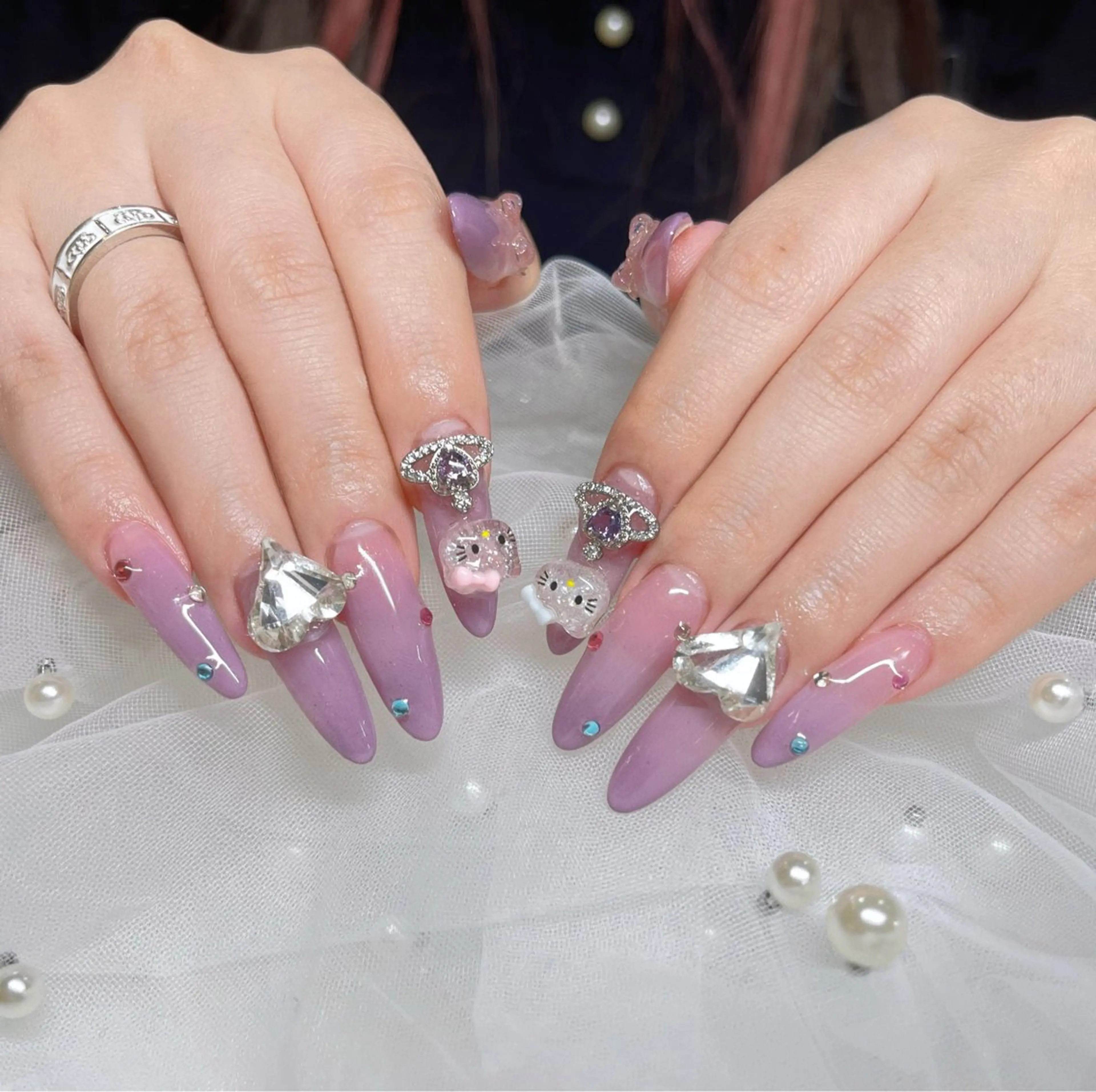 ネイル Fairyフェアリーネイルサロン所属・Nail Hibi サロンのネイルデザイン