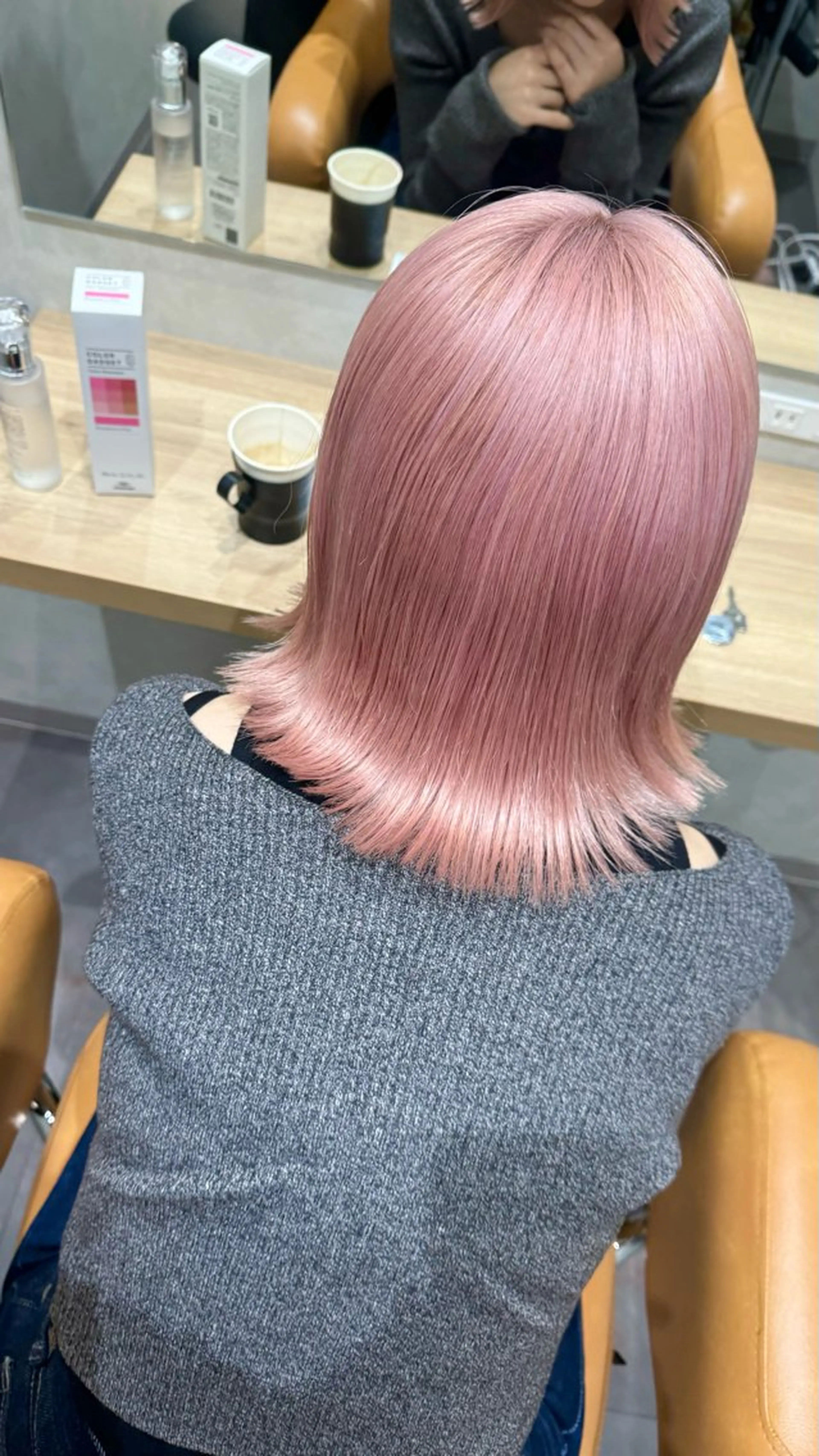 ミディアム カラー SALOWIN札幌大通り所属・札幌ブリーチカラー/ ダブルカラー/ドイのヘアスタイル