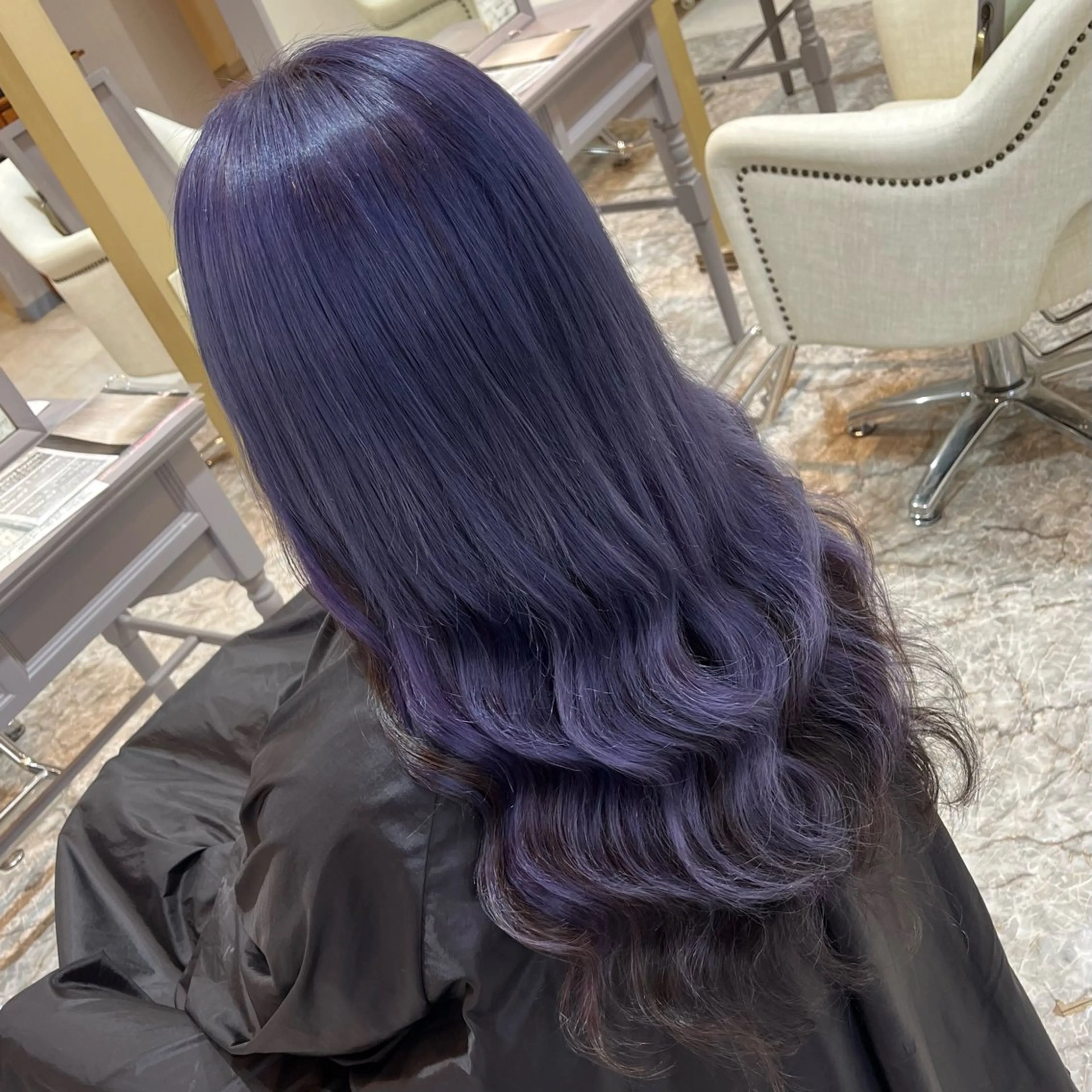 カラー MOMOKA /　Lapis大名店のヘアスタイル