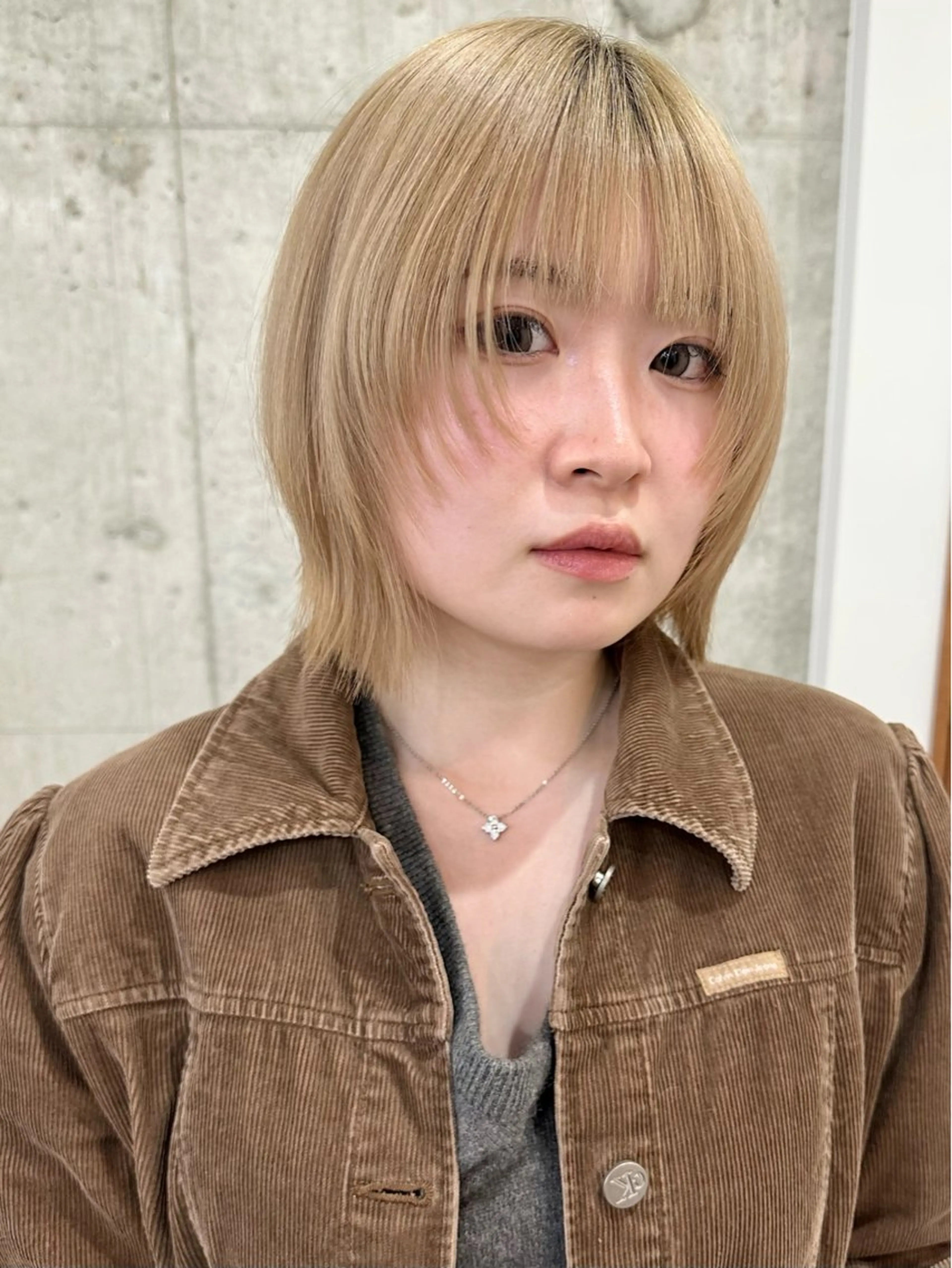 ショート 切りっぱなしボブ/ デザインカラー店長のヘアスタイル