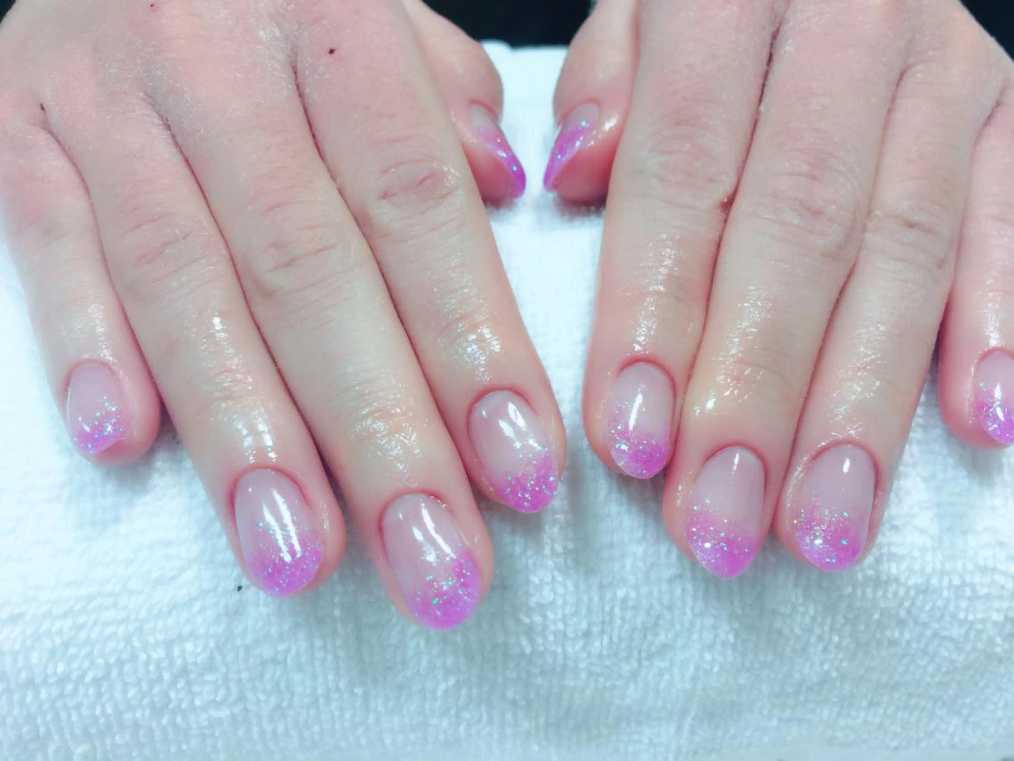 ネイル グラデーション ラメ(グリッター) ラメグラデーション 隠れ家一戸建て金町 HIROMI 葛飾区のネイルデザイン