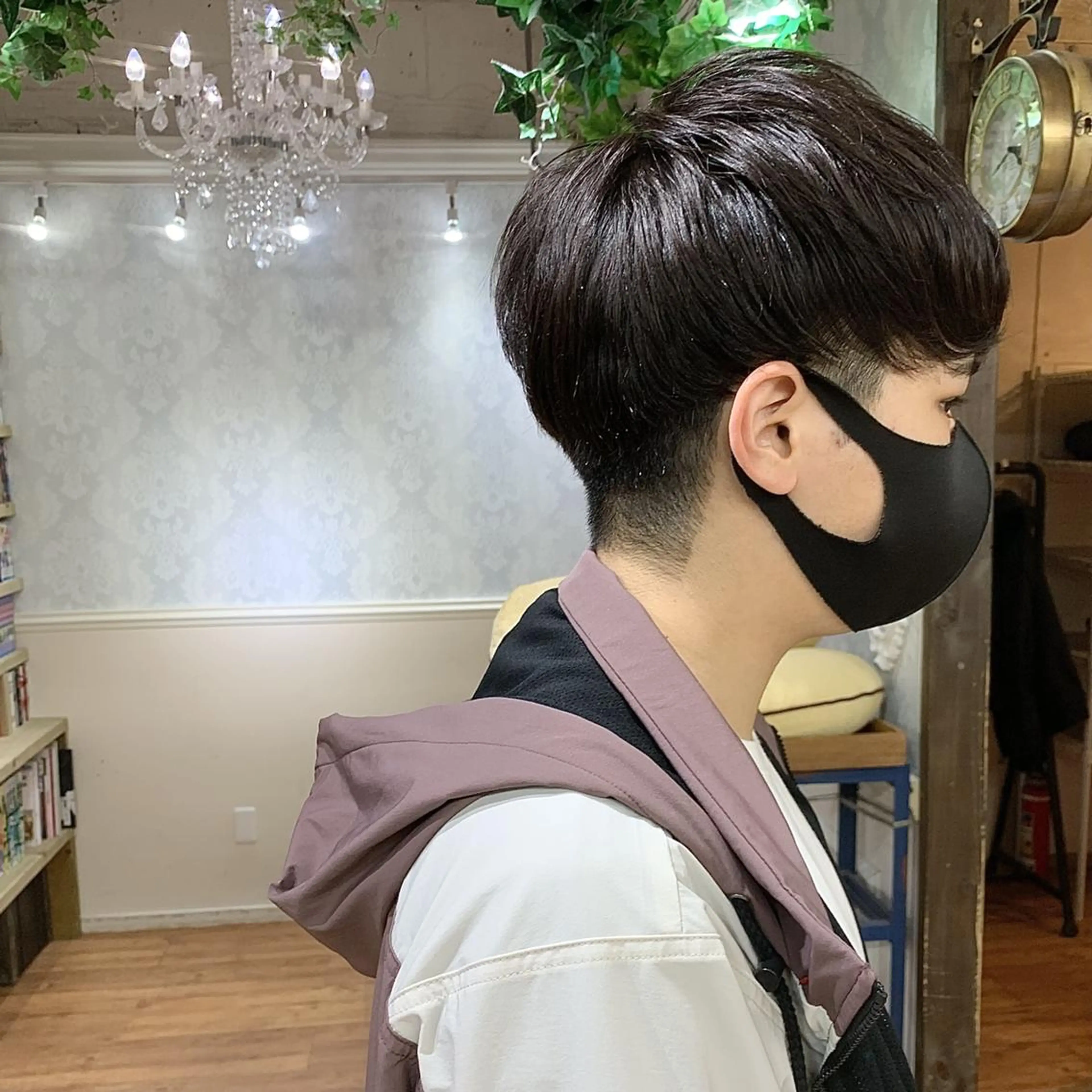 メンズ マッシュ 刈り上げ 🌱小顔魅せカット 透明感カラー/泉綺のヘアスタイル