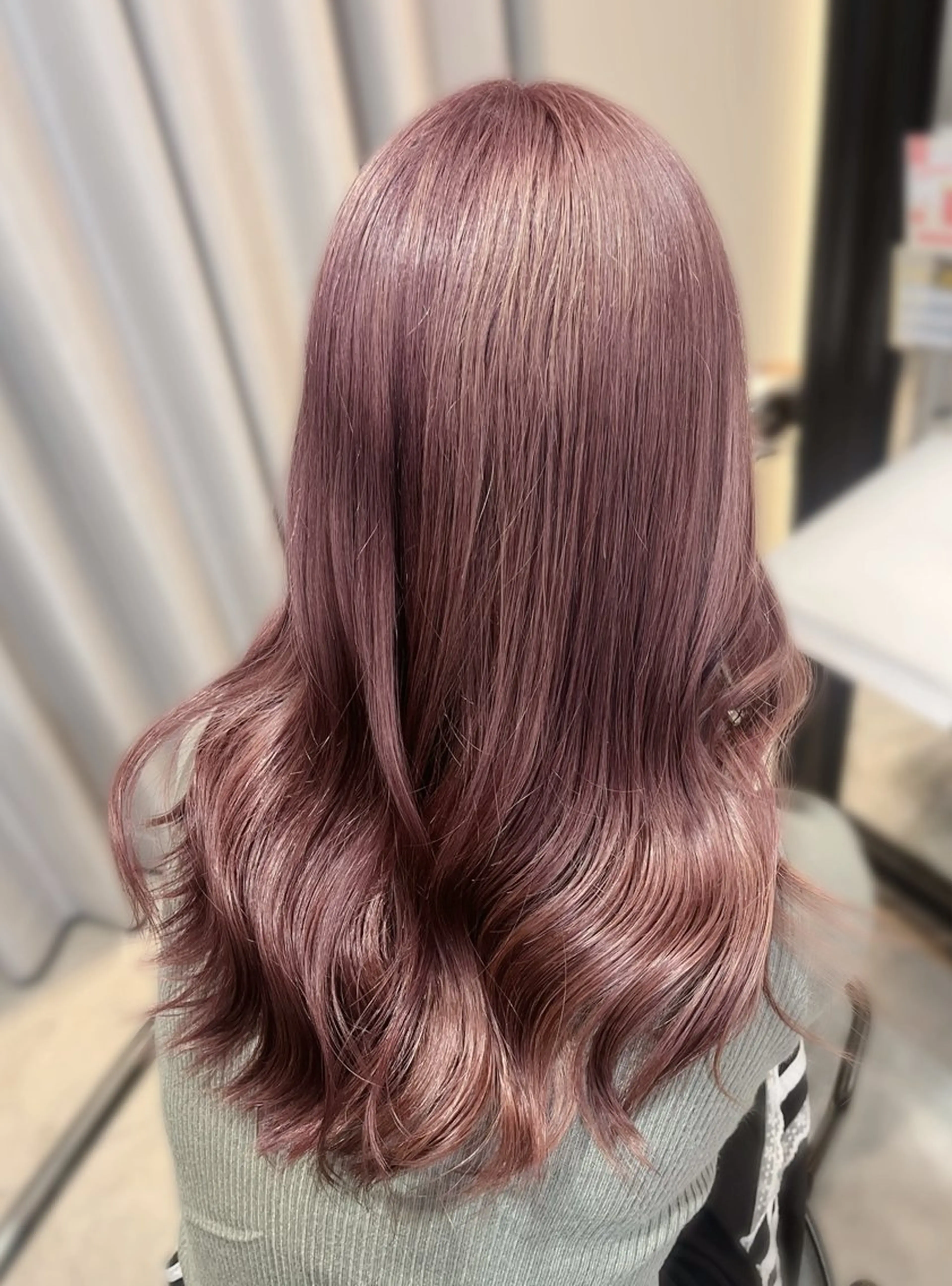 ロング カラー ベージュカラー ブリーチ ピンクカラー カット ヘアカラー トリートメント 中津/梅田/赤み消し /髪質改善/愛芽のヘアスタイル