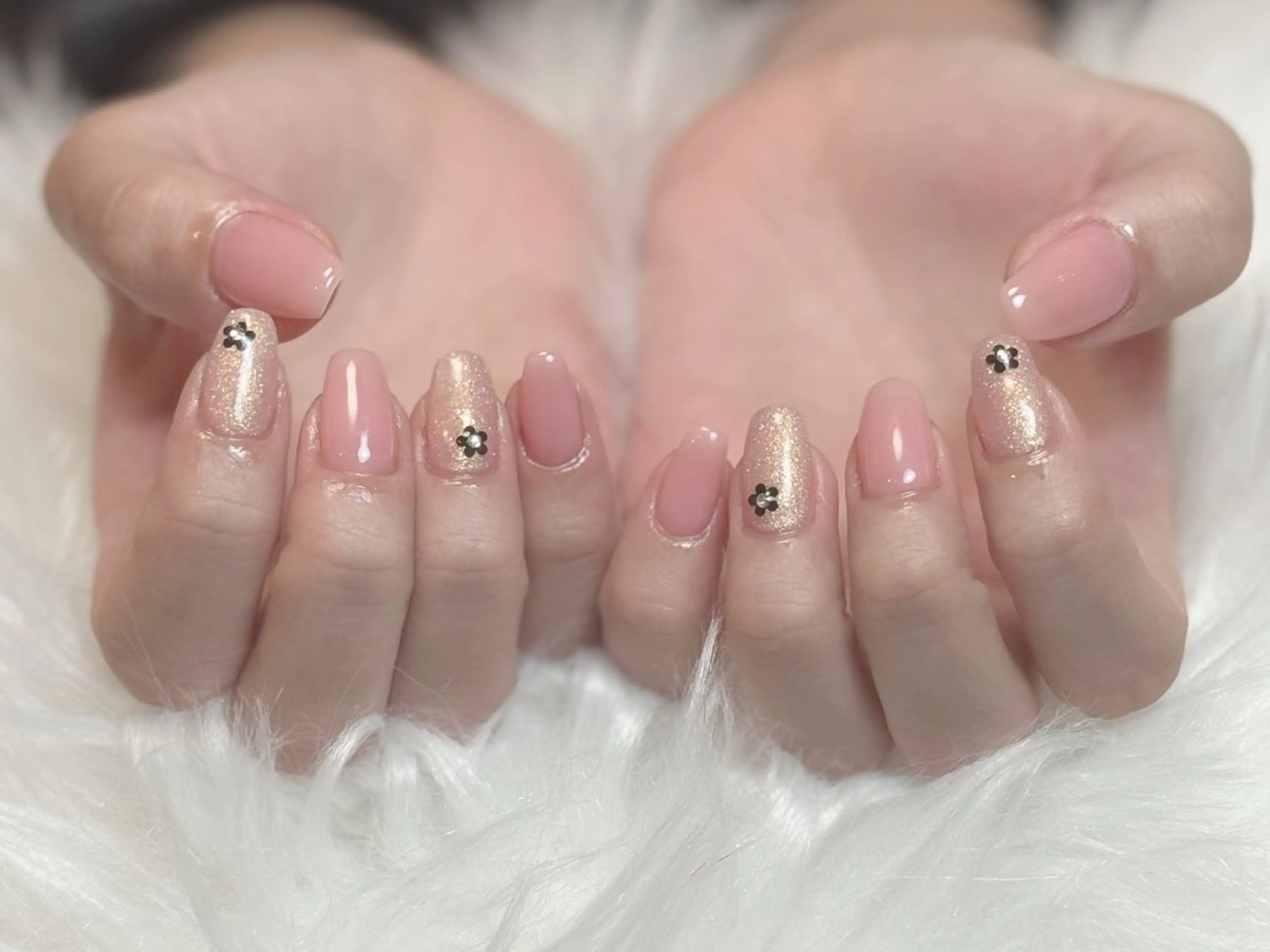 ネイル ハンドネイル Chanie Nail  Spaのネイルデザイン