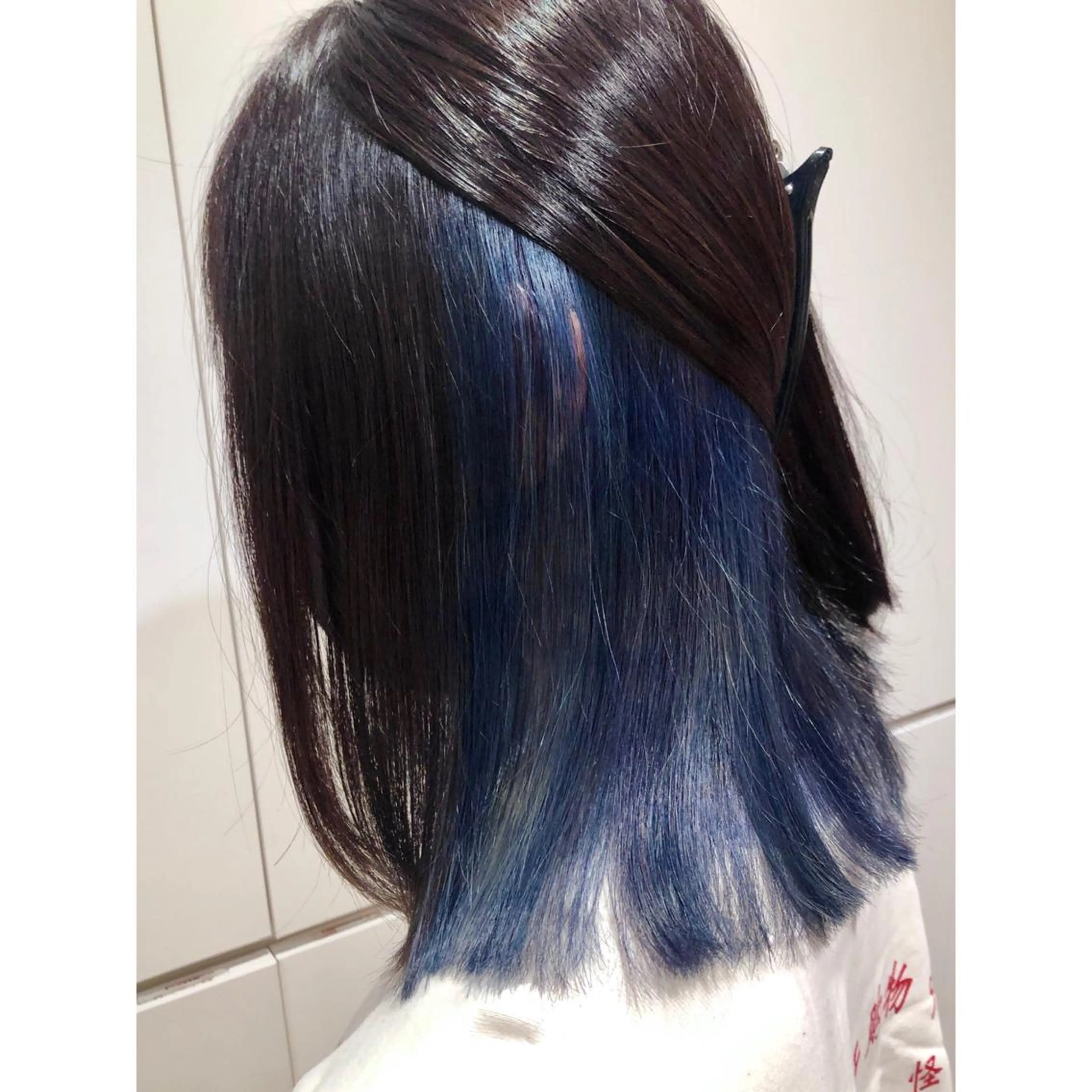 ミディアム カラー ブリーチ デザインカラー インナーカラー トリートメント 推しカラー✨ オタク美容師ユウカのヘアスタイル