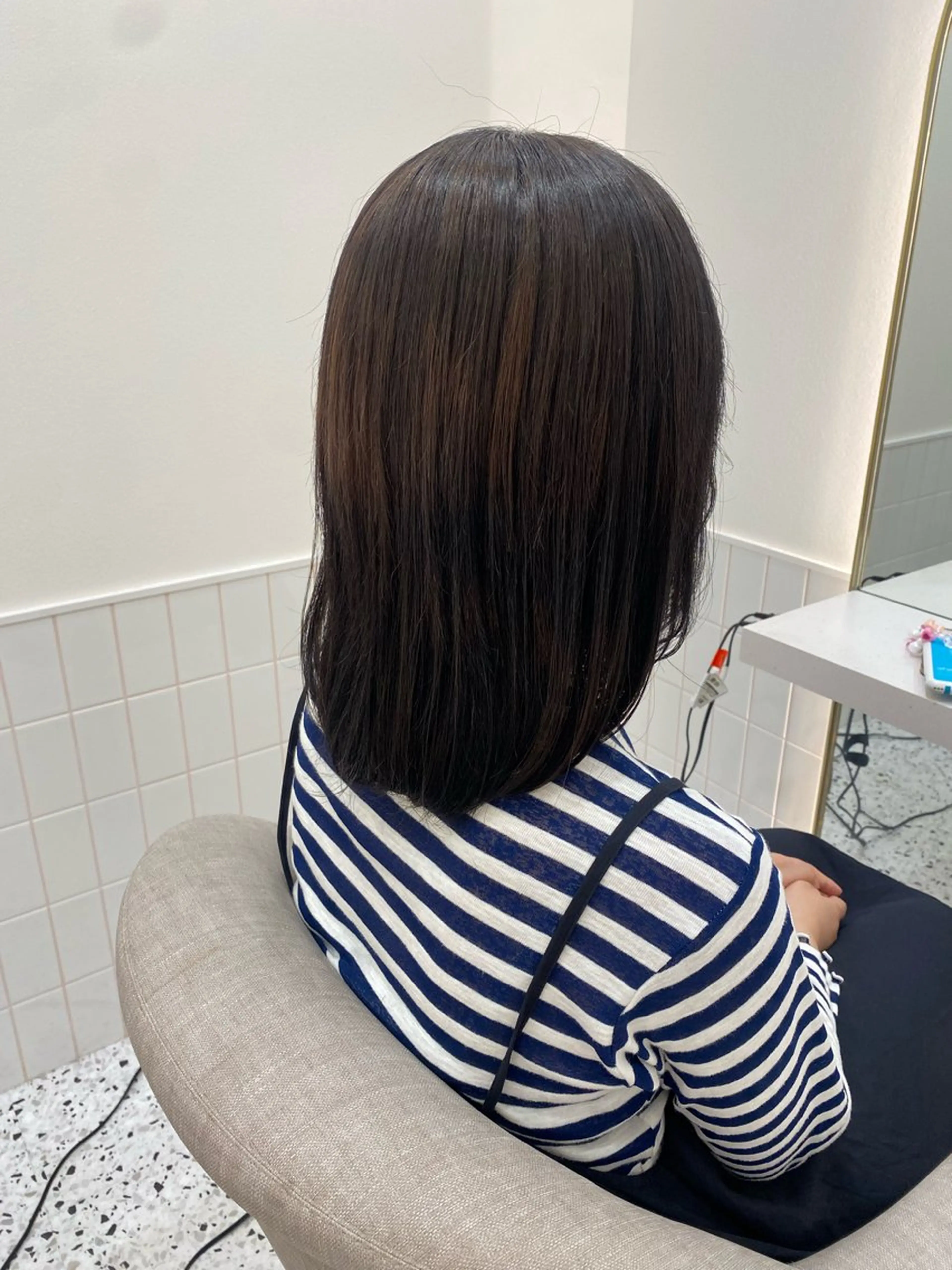 ミディアム レイヤーカット 新田 妃那のヘアスタイル