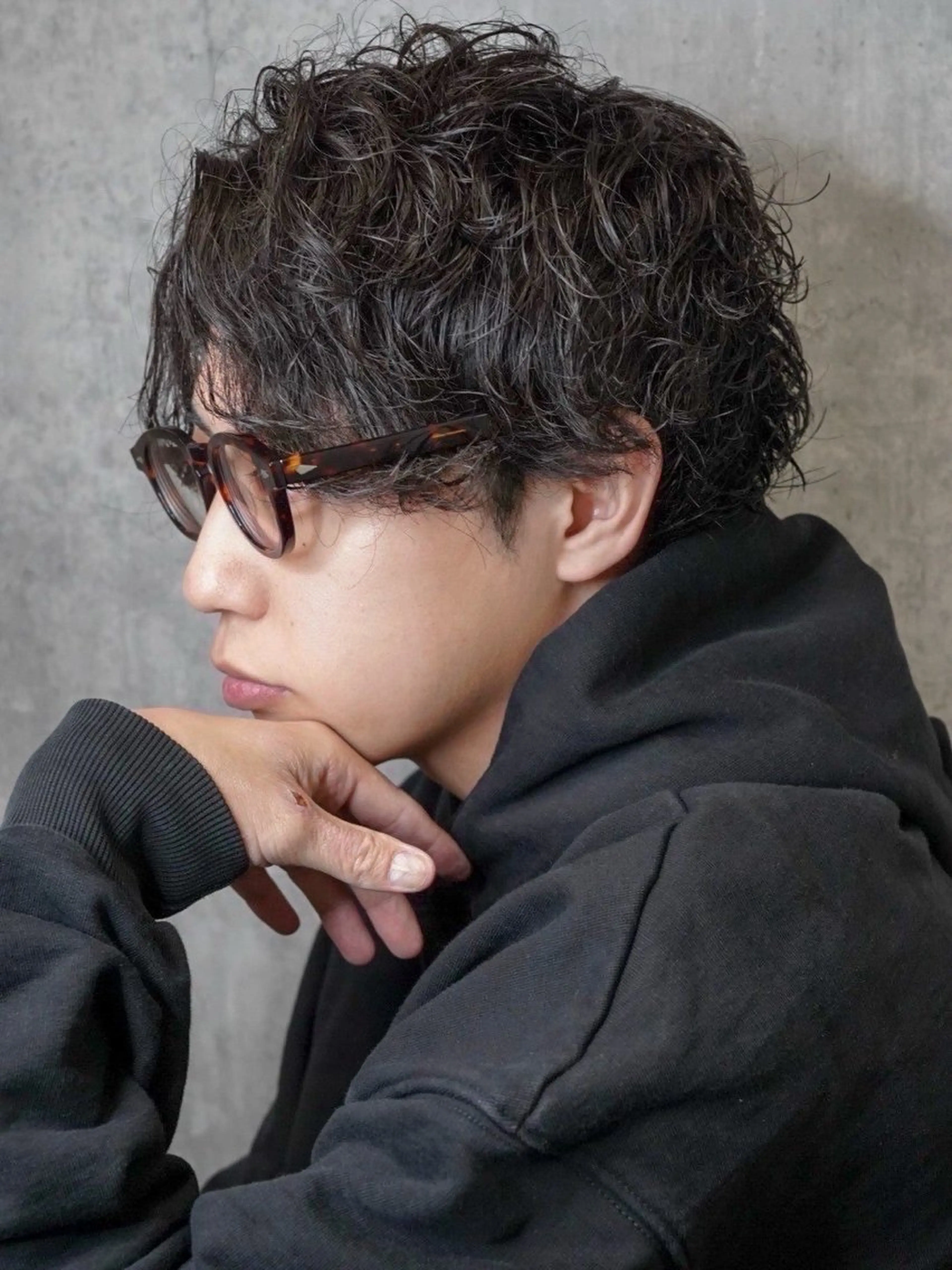 パーマ ヒロ銀座　並木新橋店所属・ヨシダ リノのヘアスタイル