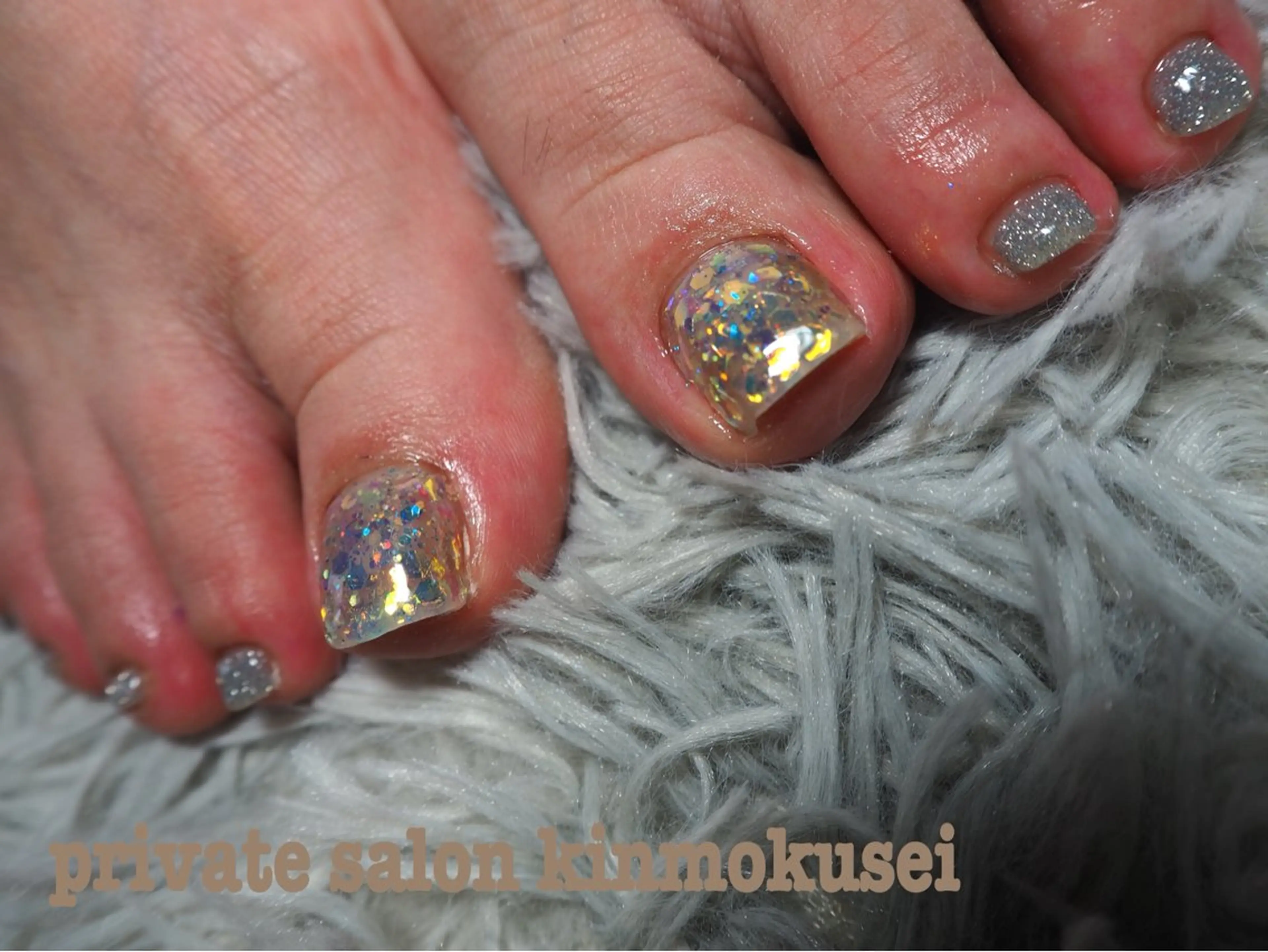 ネイル ホログラムネイル キラキラネイル nail salon kinmokuseiのネイルデザイン