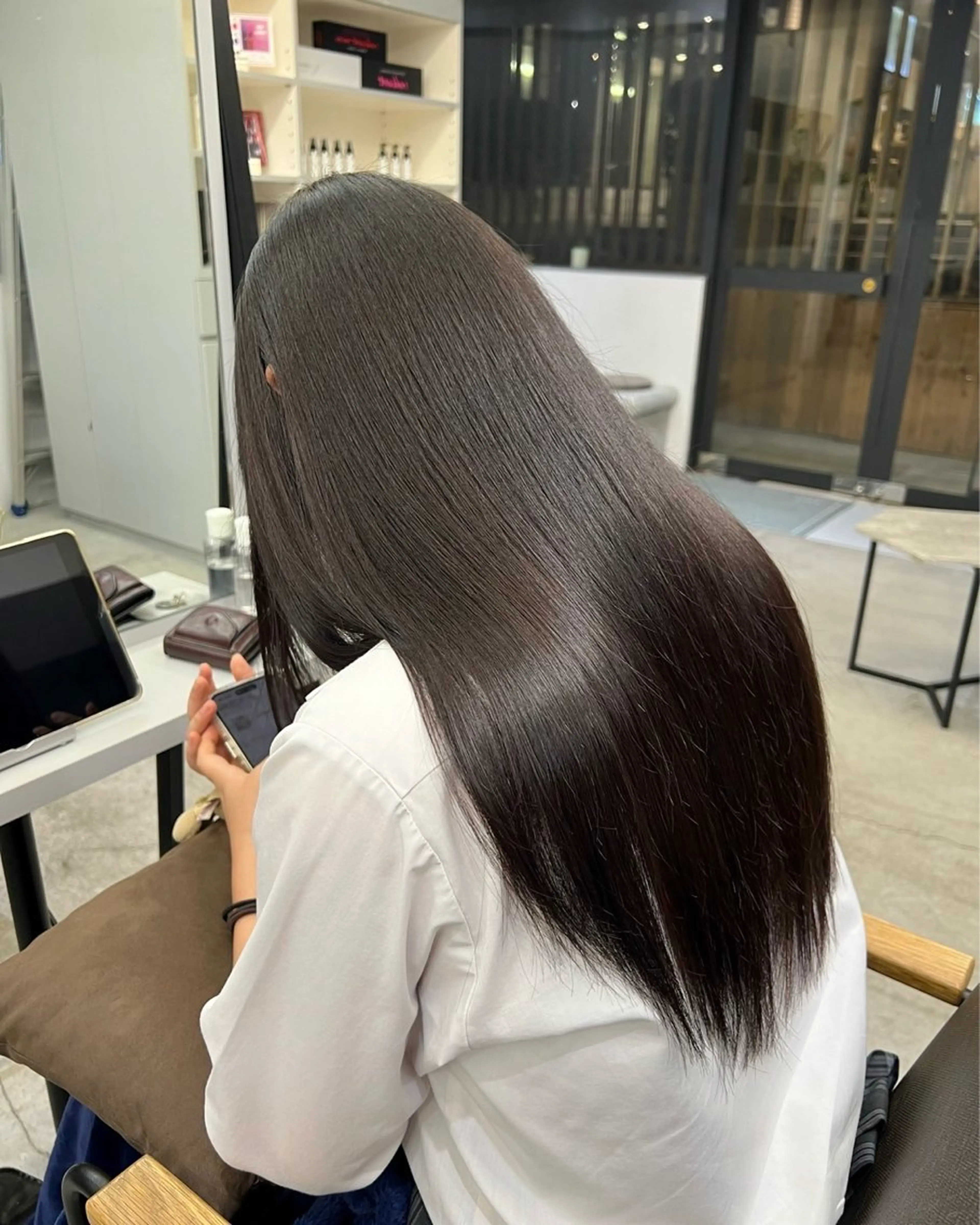 髪質改善【禁断の配合ヘアサプリ込み※癖は伸びません】（巻ける/地毛風/シャキンとしない自然な仕上がり/美髪矯正）の写真